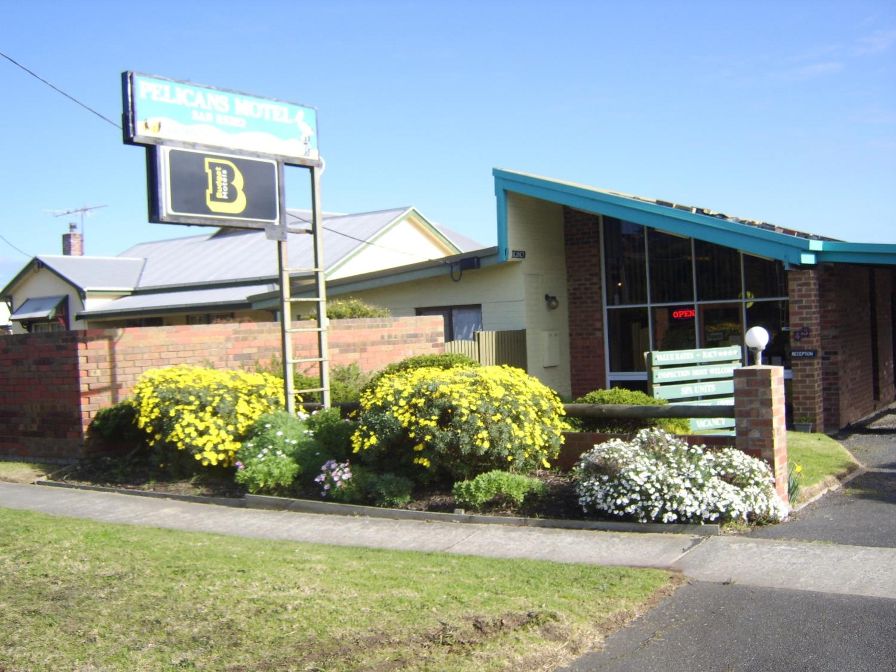 Hotel Pelicans Motel San Remo - Image 1
