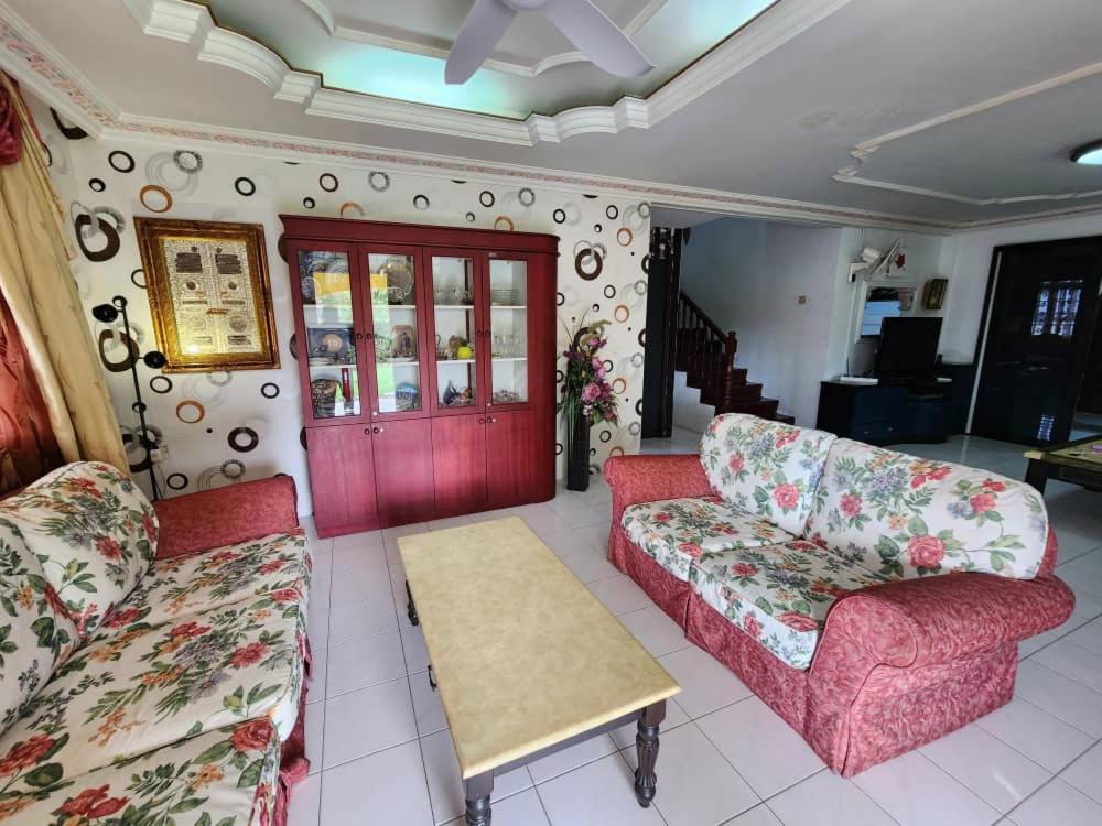 Homestay Petrajaya Kuching photo 1