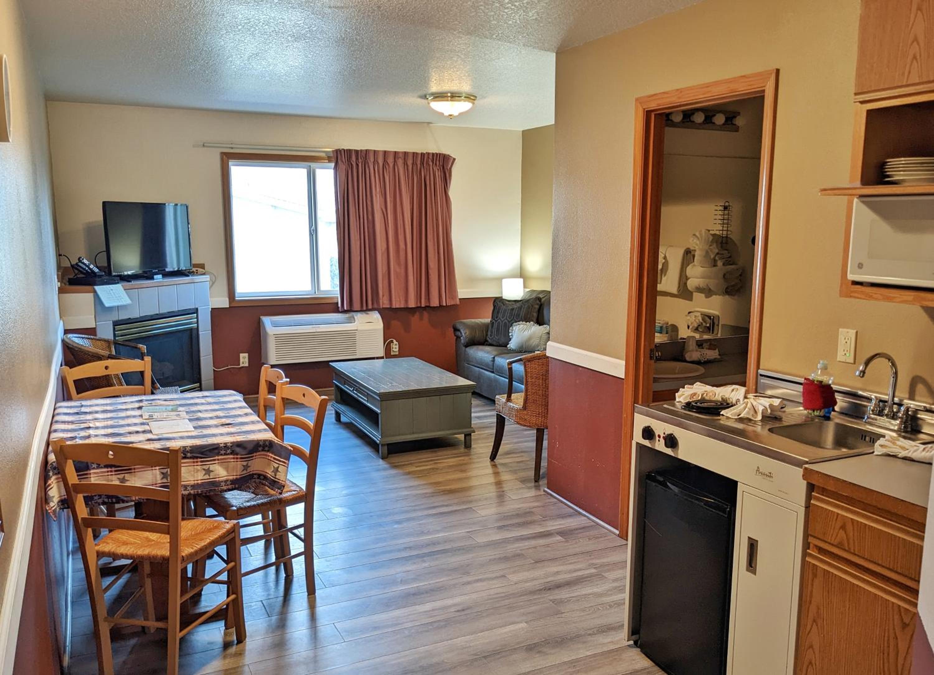 Hillcrest Inn