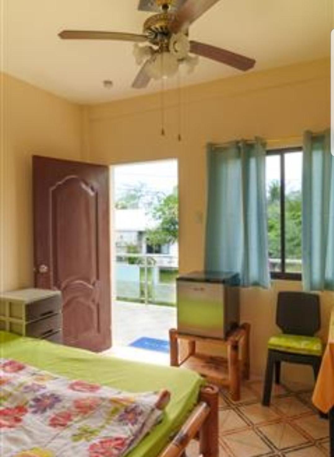 Gialyn's Apartment view 3
