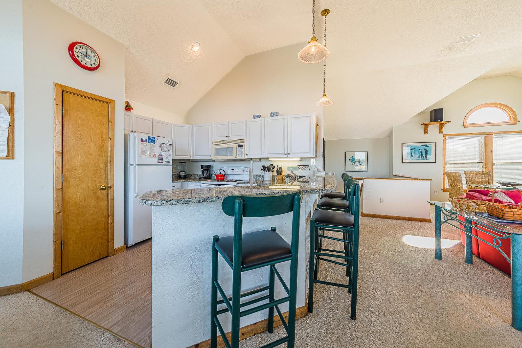 Banana Republic - Duck, Carolina Dunes, 200 Yds to Beach, Pool, Hot Tub, Ocean View