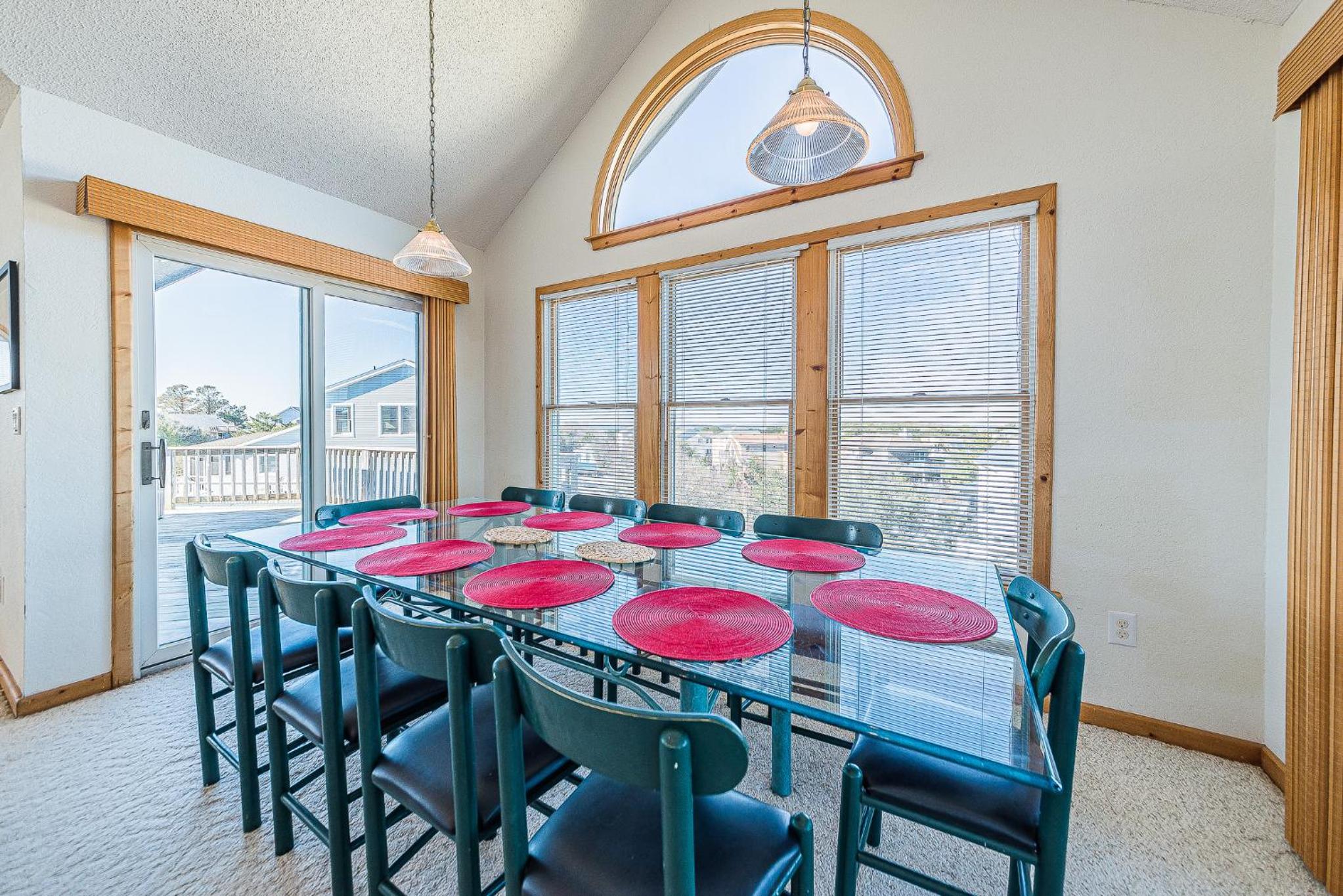 Banana Republic - Duck, Carolina Dunes, 200 Yds to Beach, Pool, Hot Tub, Ocean View