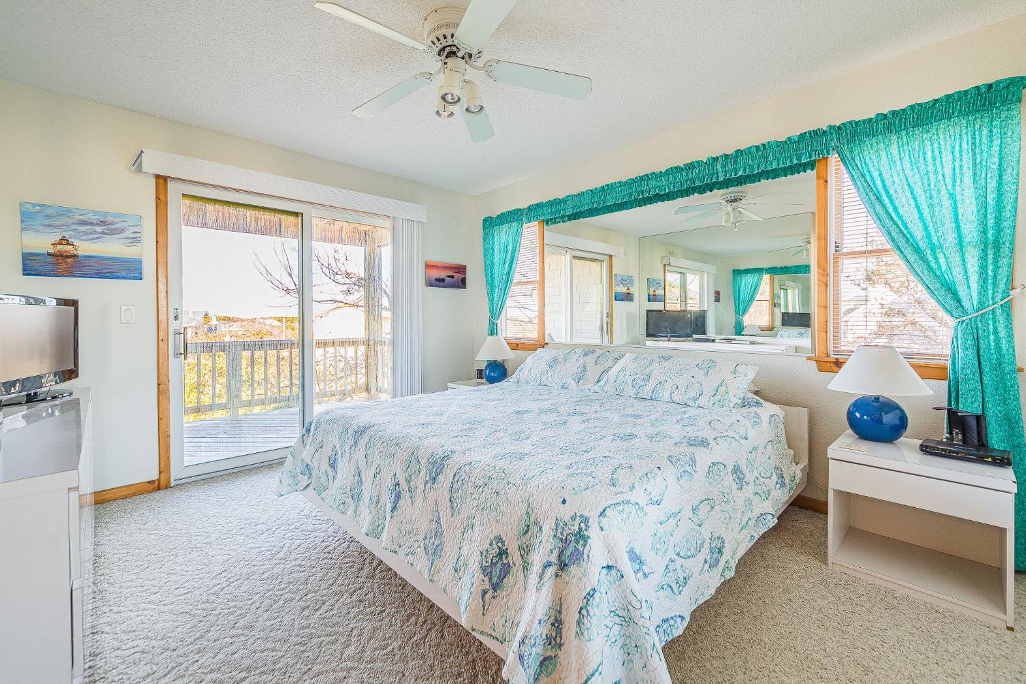 Banana Republic - Duck, Carolina Dunes, 200 Yds to Beach, Pool, Hot Tub, Ocean View