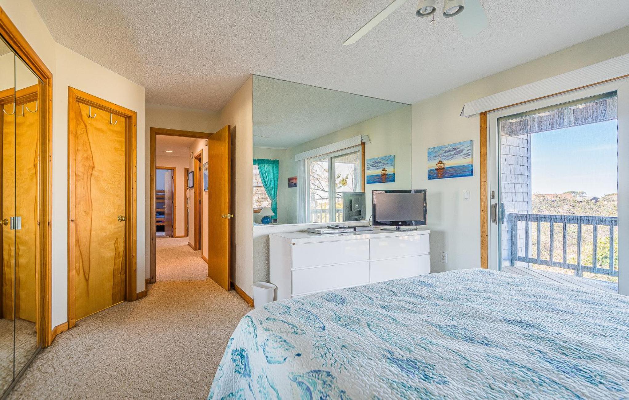 Banana Republic - Duck, Carolina Dunes, 200 Yds to Beach, Pool, Hot Tub, Ocean View