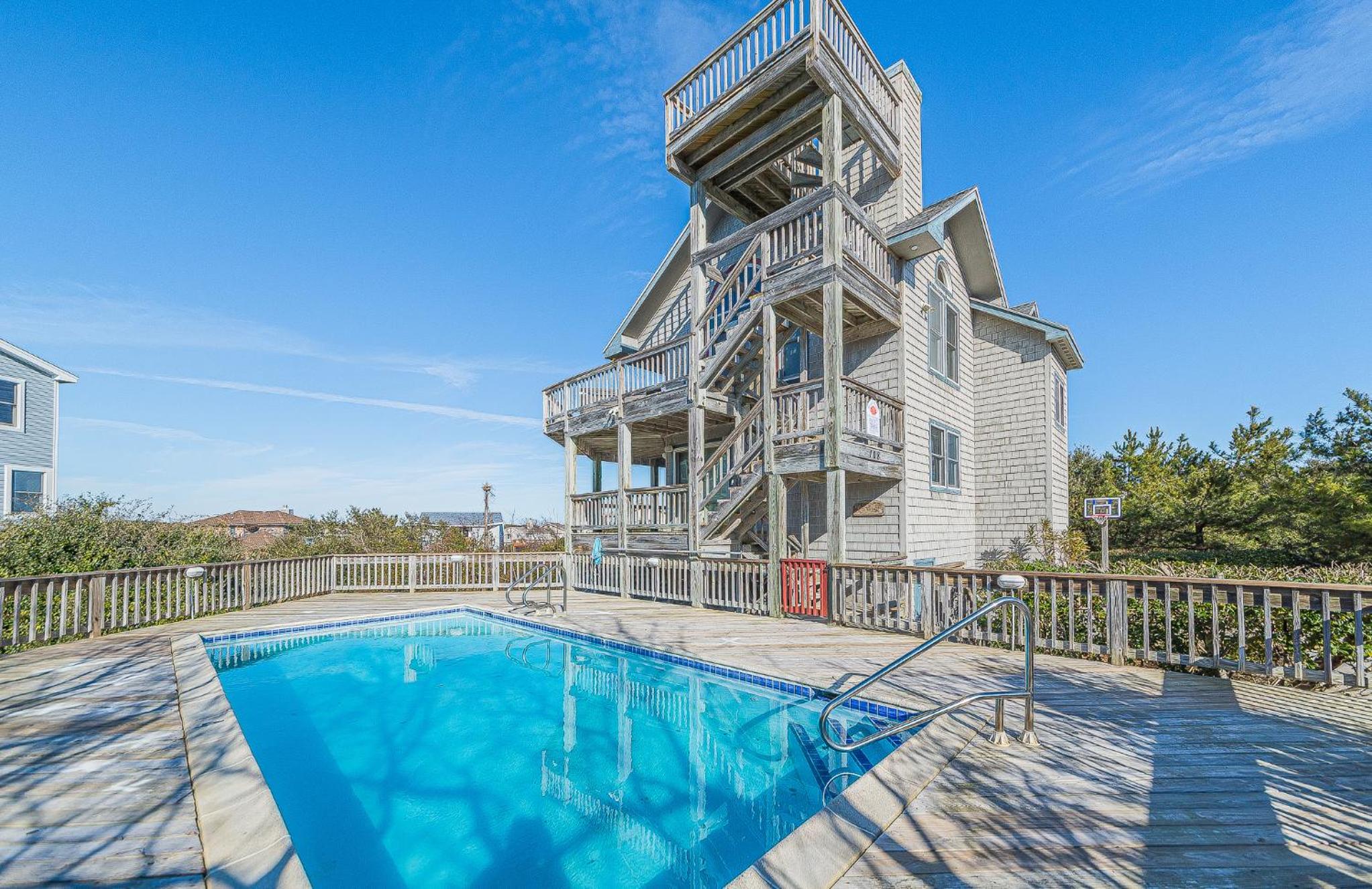 Banana Republic - Duck, Carolina Dunes, 200 Yds to Beach, Pool, Hot Tub, Ocean View