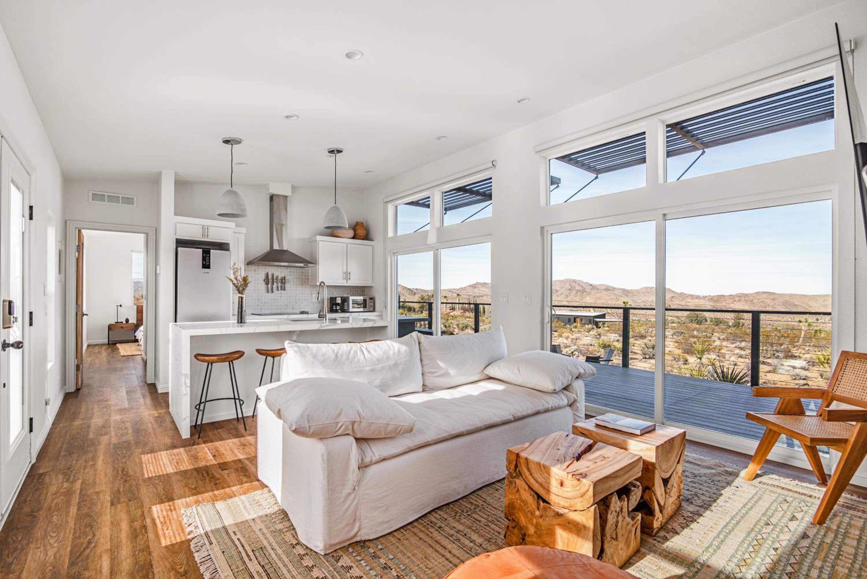 Sagebrush Bungalow - Modern Retreat withHot Tub, Fire Pit and BBQ! home