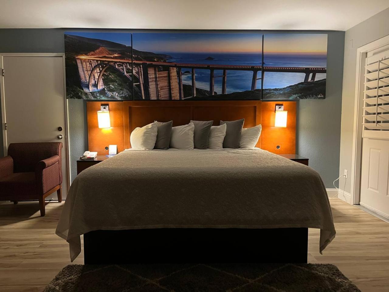 San Simeon Vacations - Pacific Coast Roadhouse Hotel - Property Image 34