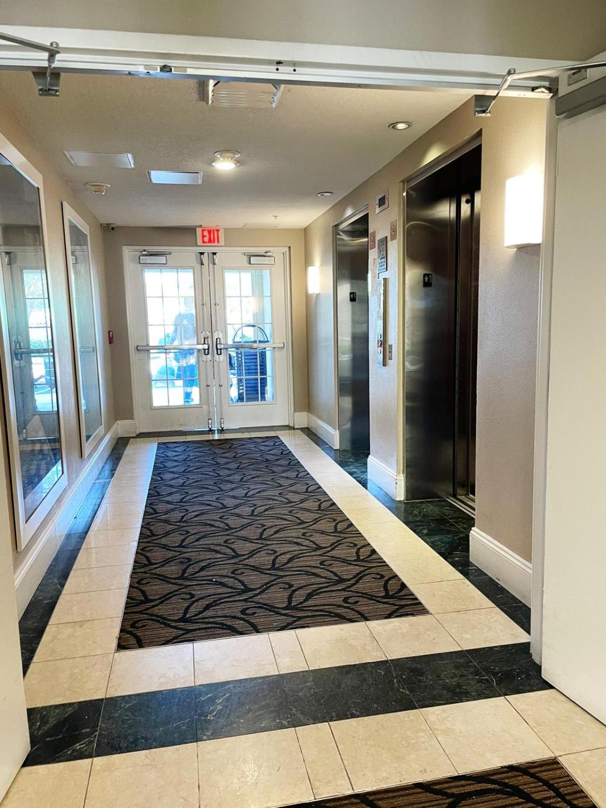 The Point, Lux Apartment 4 min from Universal
