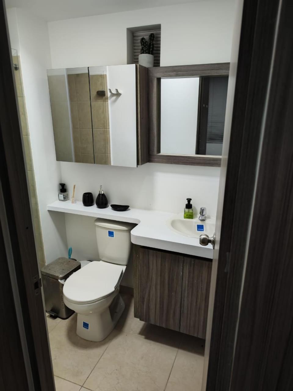 OroNegroApartaHoteles Acogedor Apartaestudio Amoblado Armenia, Quindio