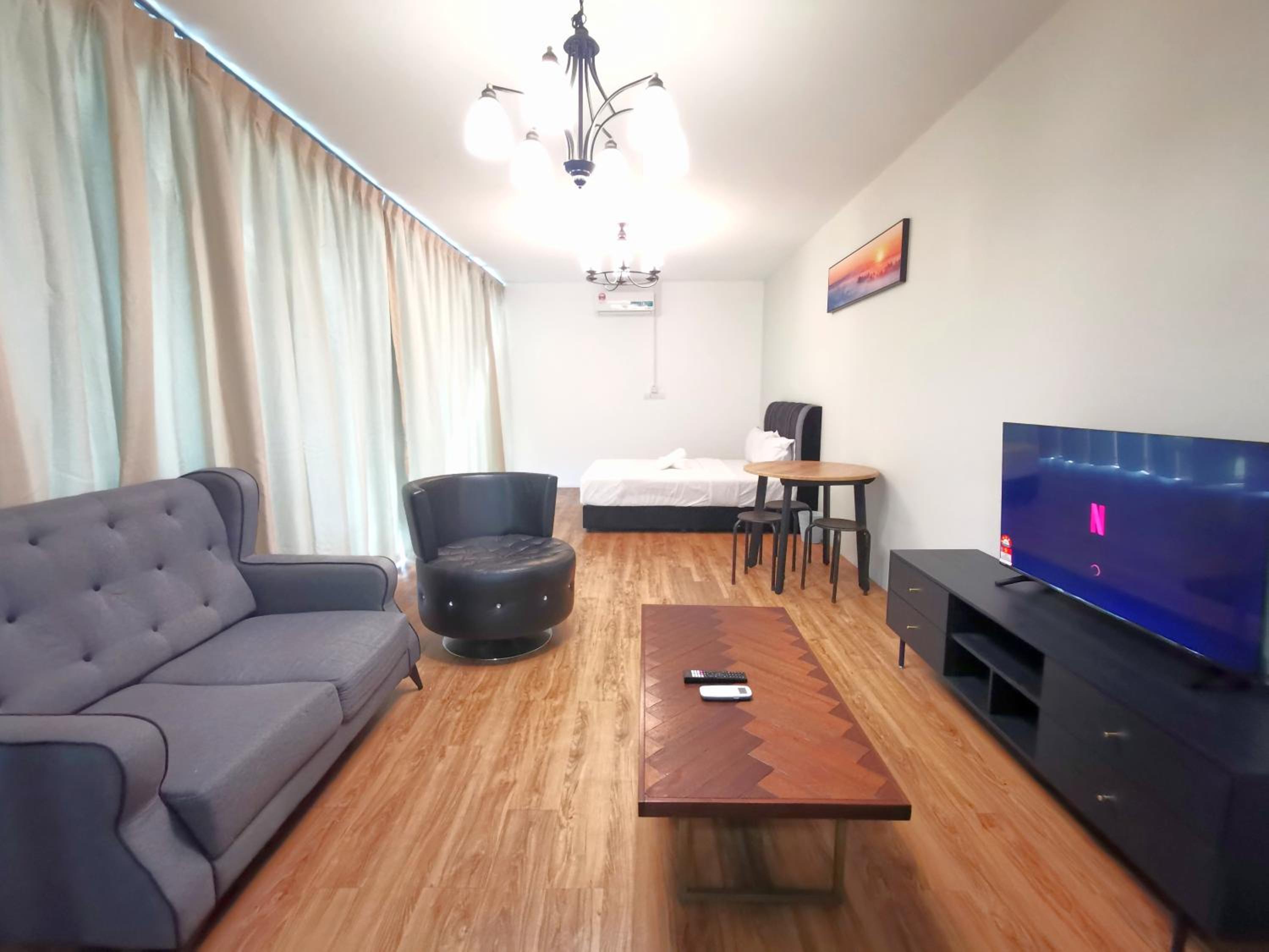 ₘₐcₒ ₕₒₘₑ【Private Room】@Sentosa 【Southkey】【Mid Valley】