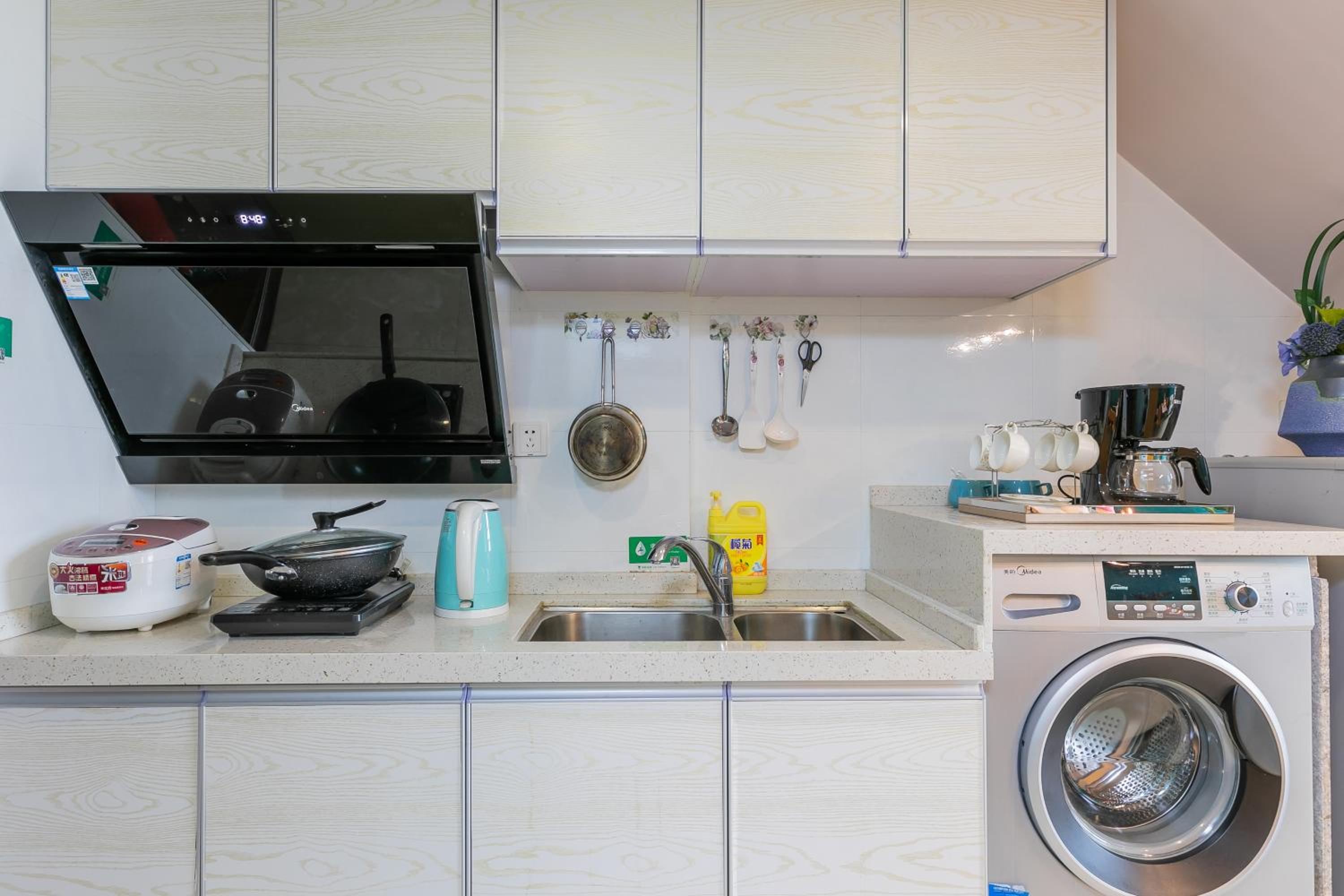 Lavendar Duplex Apartment
