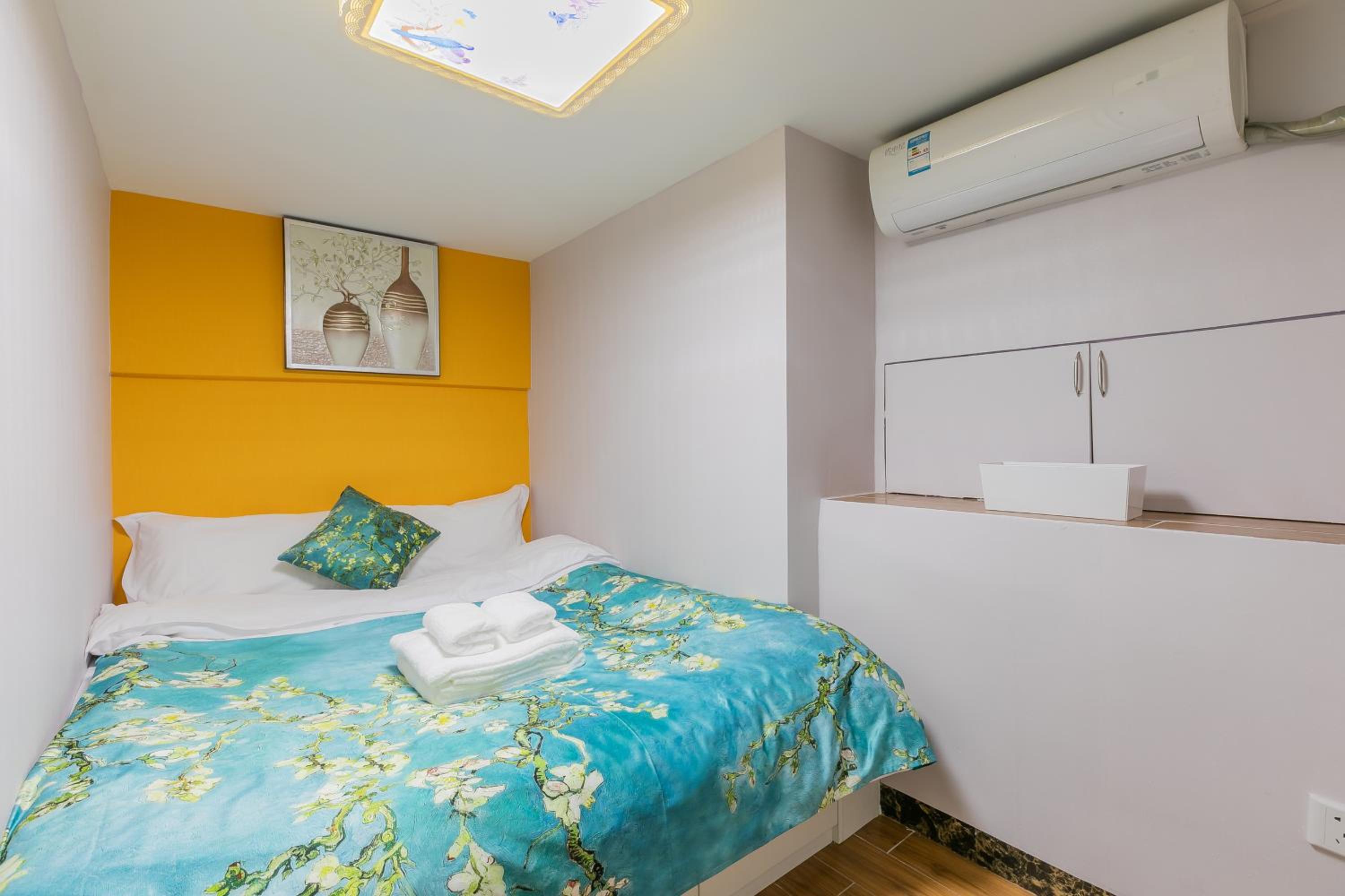 Lavendar Duplex Apartment