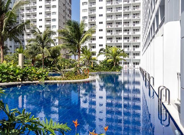 Shore Residence D12 Near Airport- SM Mall Of Asia view 5