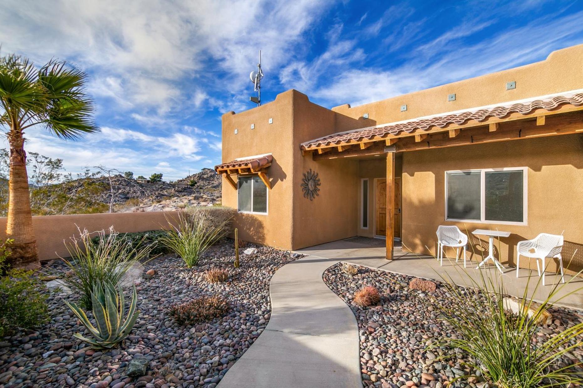 Casa Tortuga - Hot Tub, Fire Pit, Grill & JTNP! home