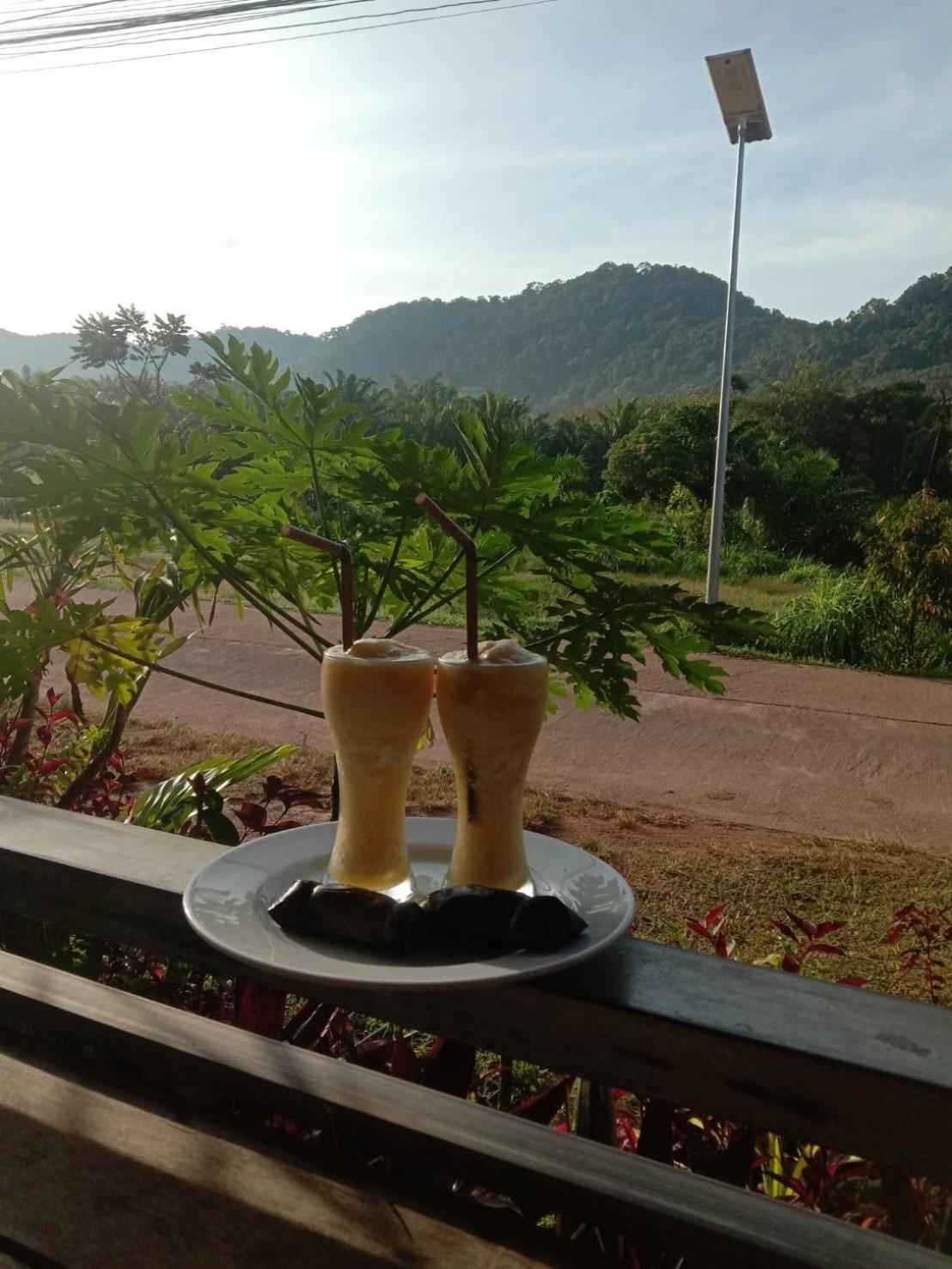 Mada Lanta Mai Keaw