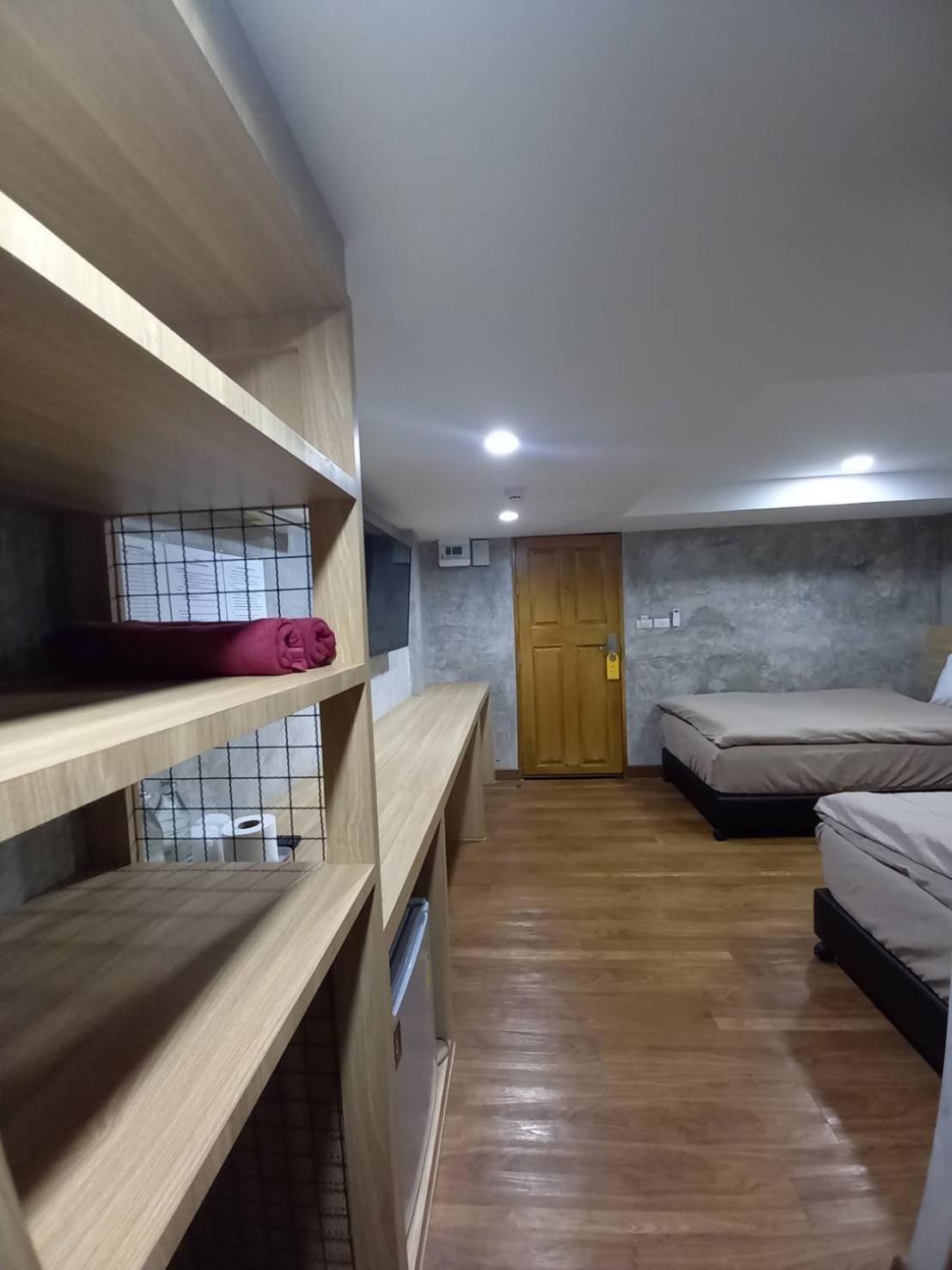 BURI Hotel And Hostel