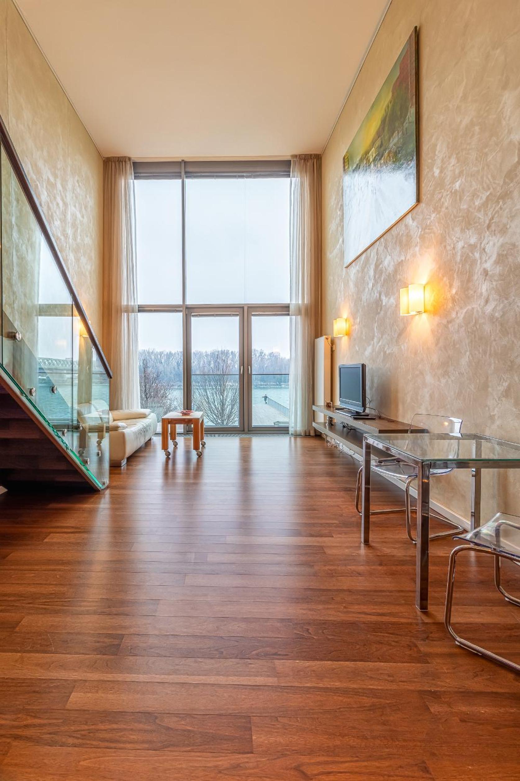 Luxury with Danube River View view 2
