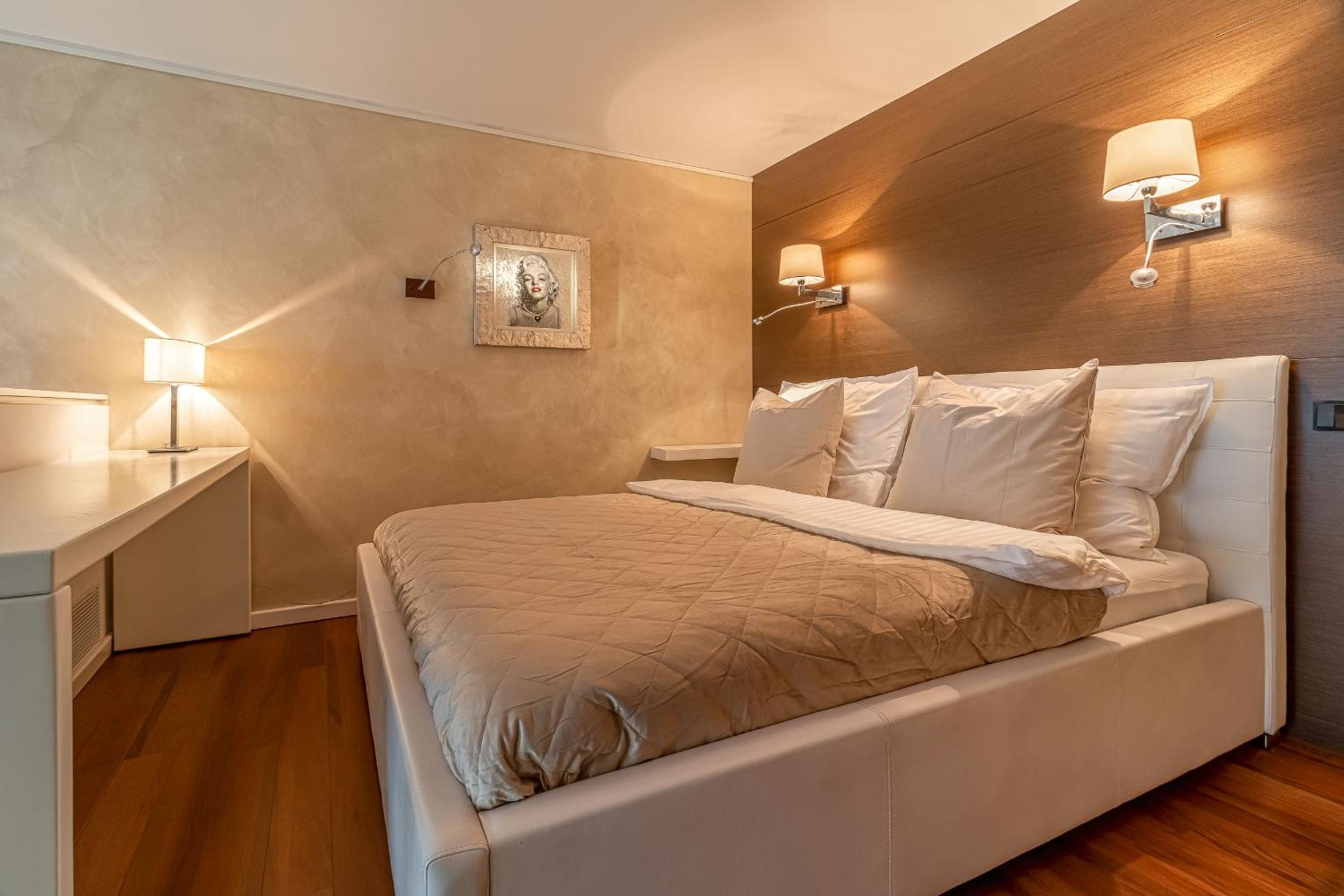 Luxury with Danube River View view 5