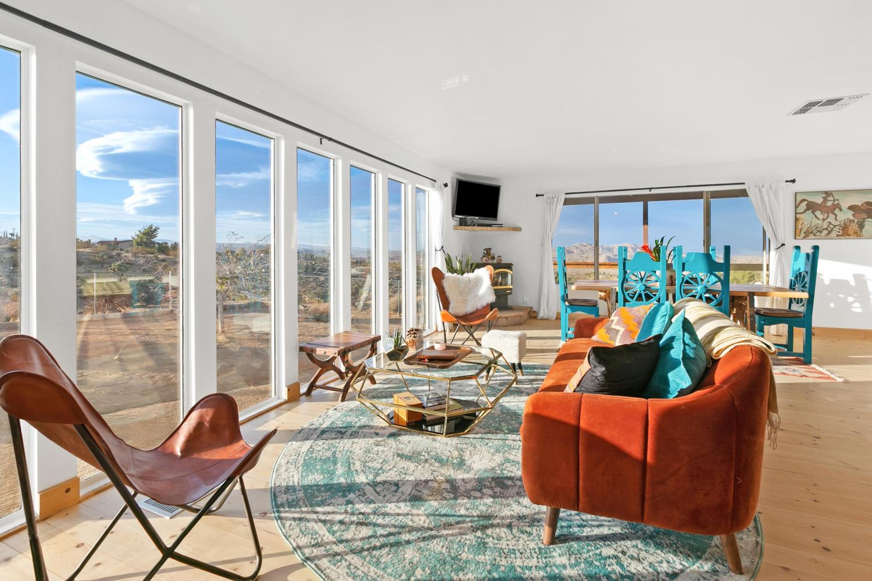 High View Haven - Hot Tub, Fire Pit  BBQ in Joshua Tree! home - Property Image 1