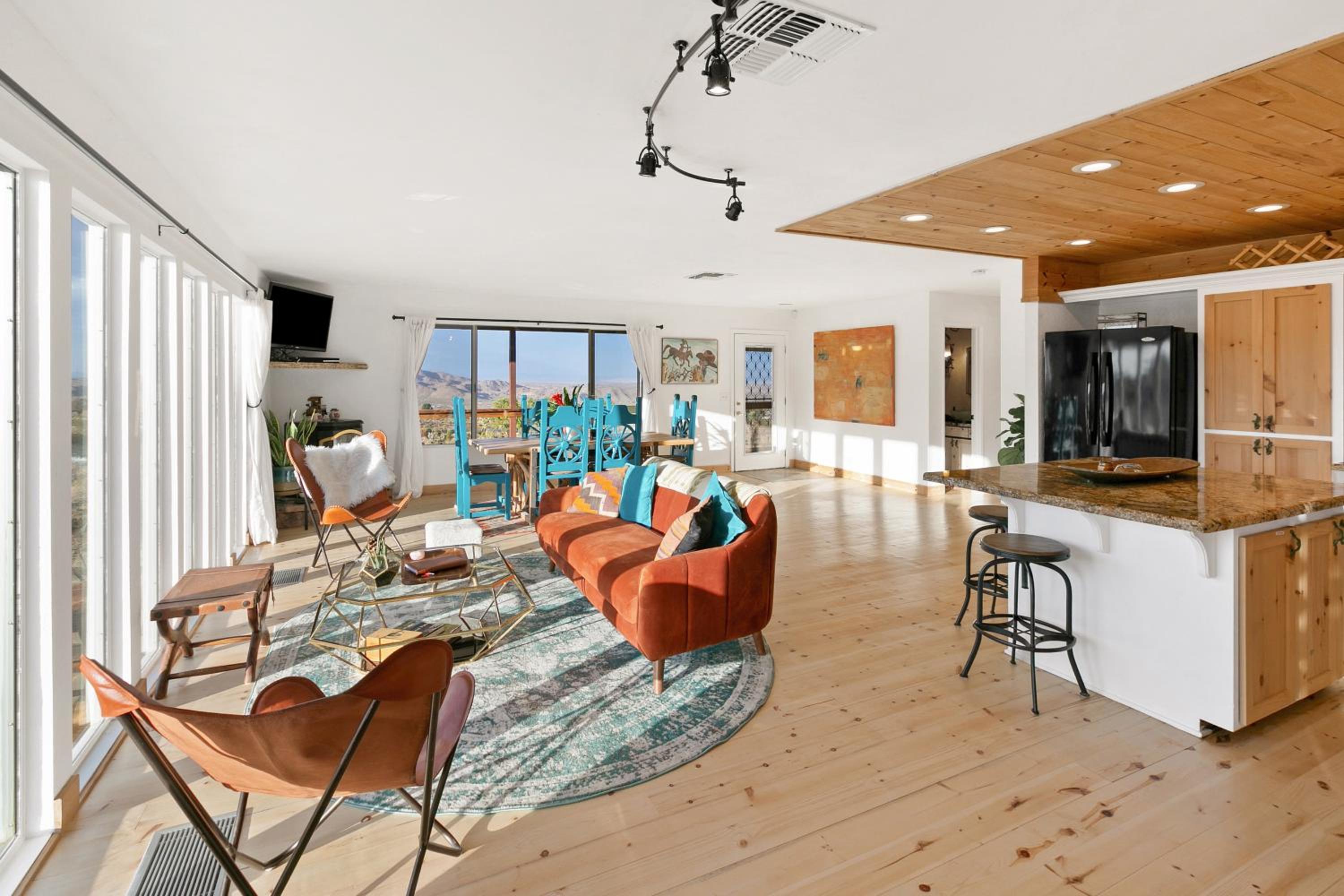 High View Haven - Hot Tub, Fire Pit BBQ in Joshua Tree! home - Property Image 24