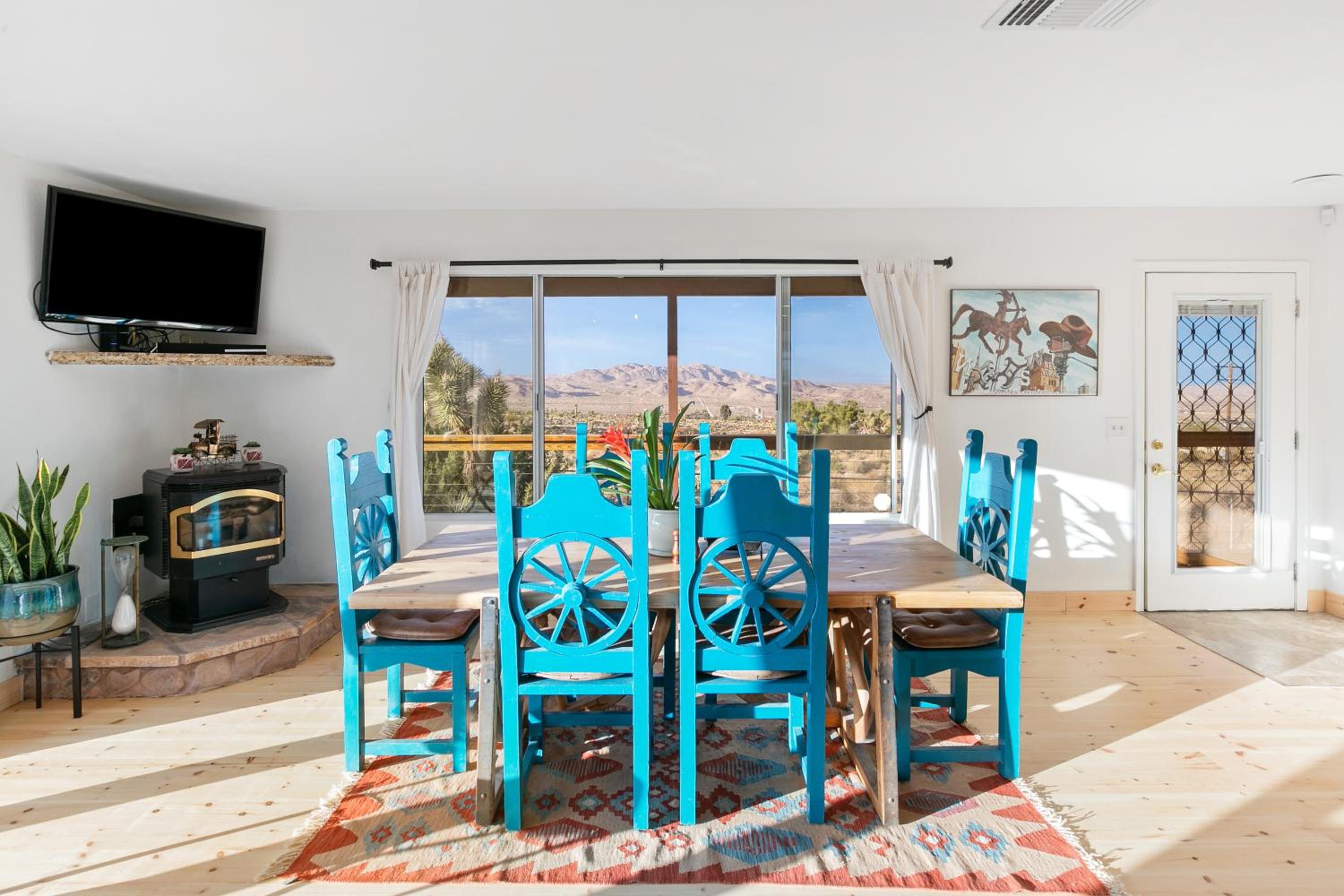 High View Haven - Hot Tub, Fire Pit BBQ in Joshua Tree! home - Property Image 22
