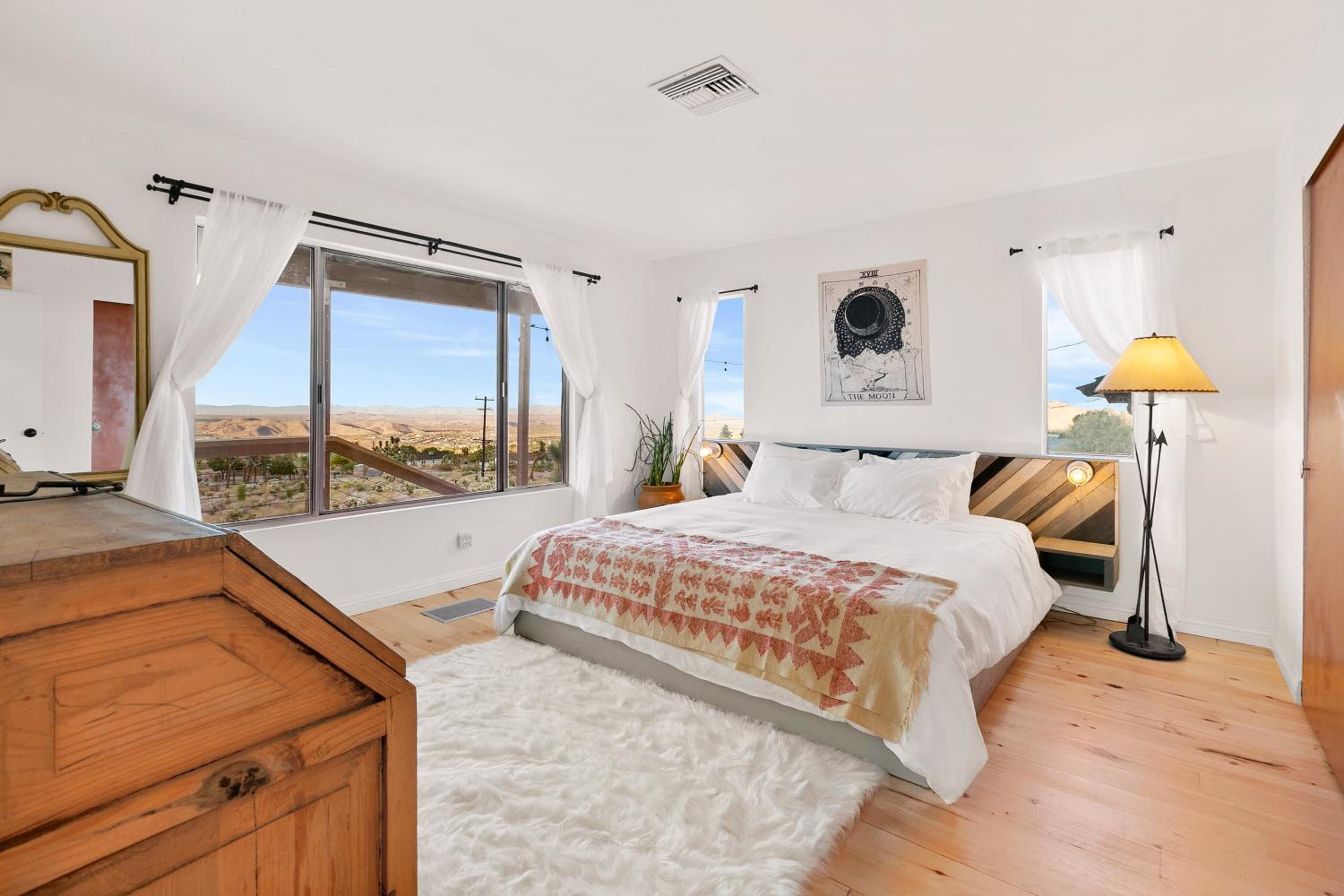 High View Haven - Hot Tub, Fire Pit BBQ in Joshua Tree! home - Property Image 30
