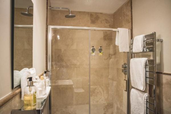 Photo 32