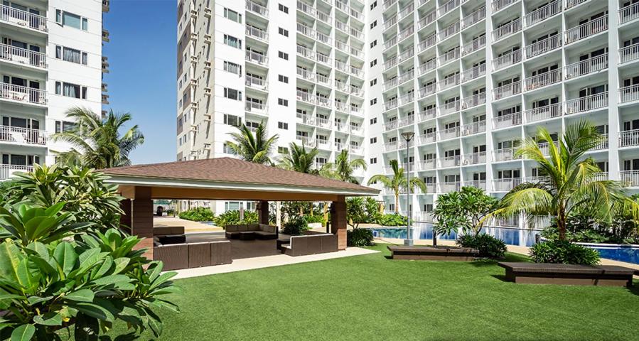 Shore Residences MOA Staycation — Manila