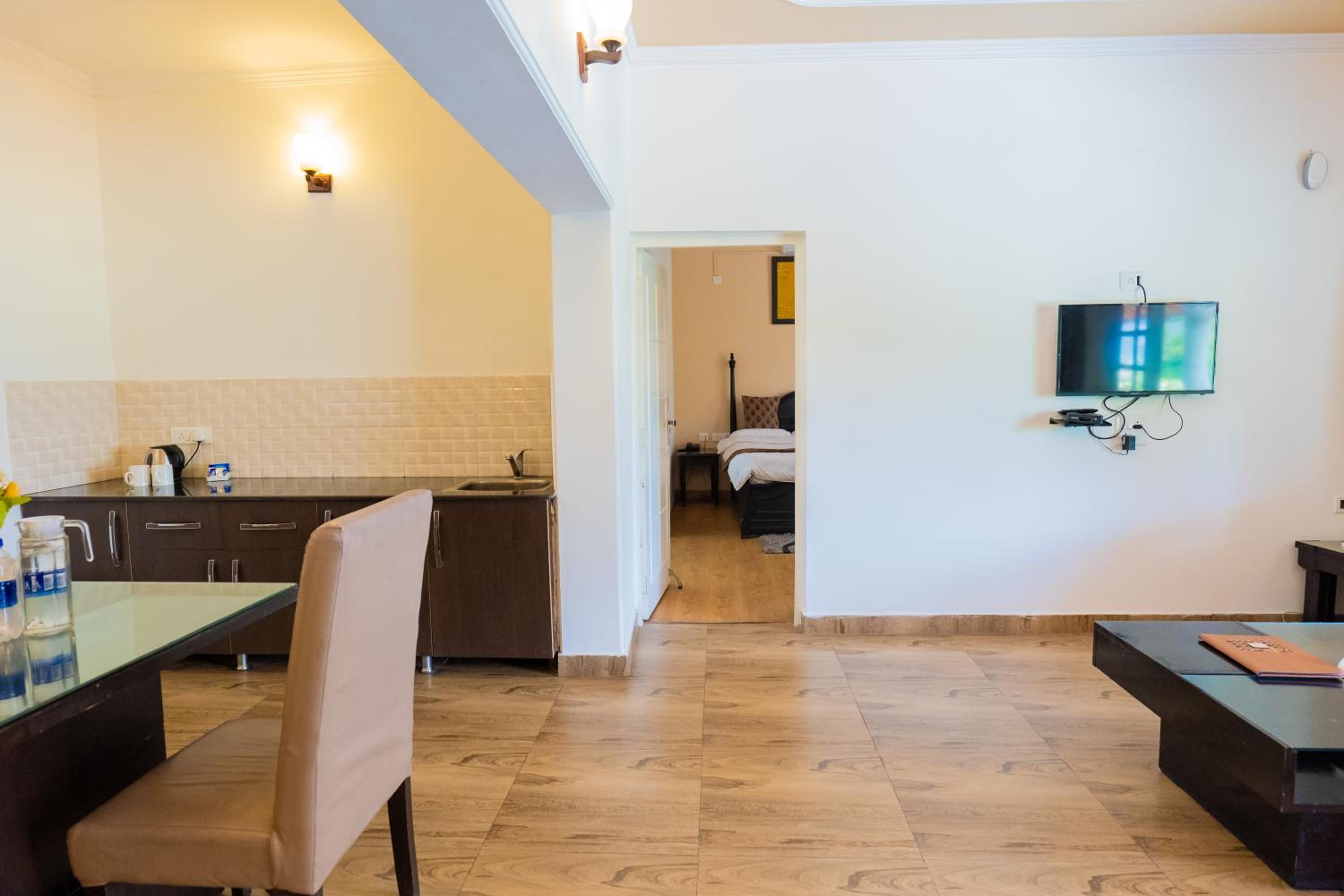 Neelesh Inn - Luxury Lake View Resort with Swimming Pool on Bhimtal Lake