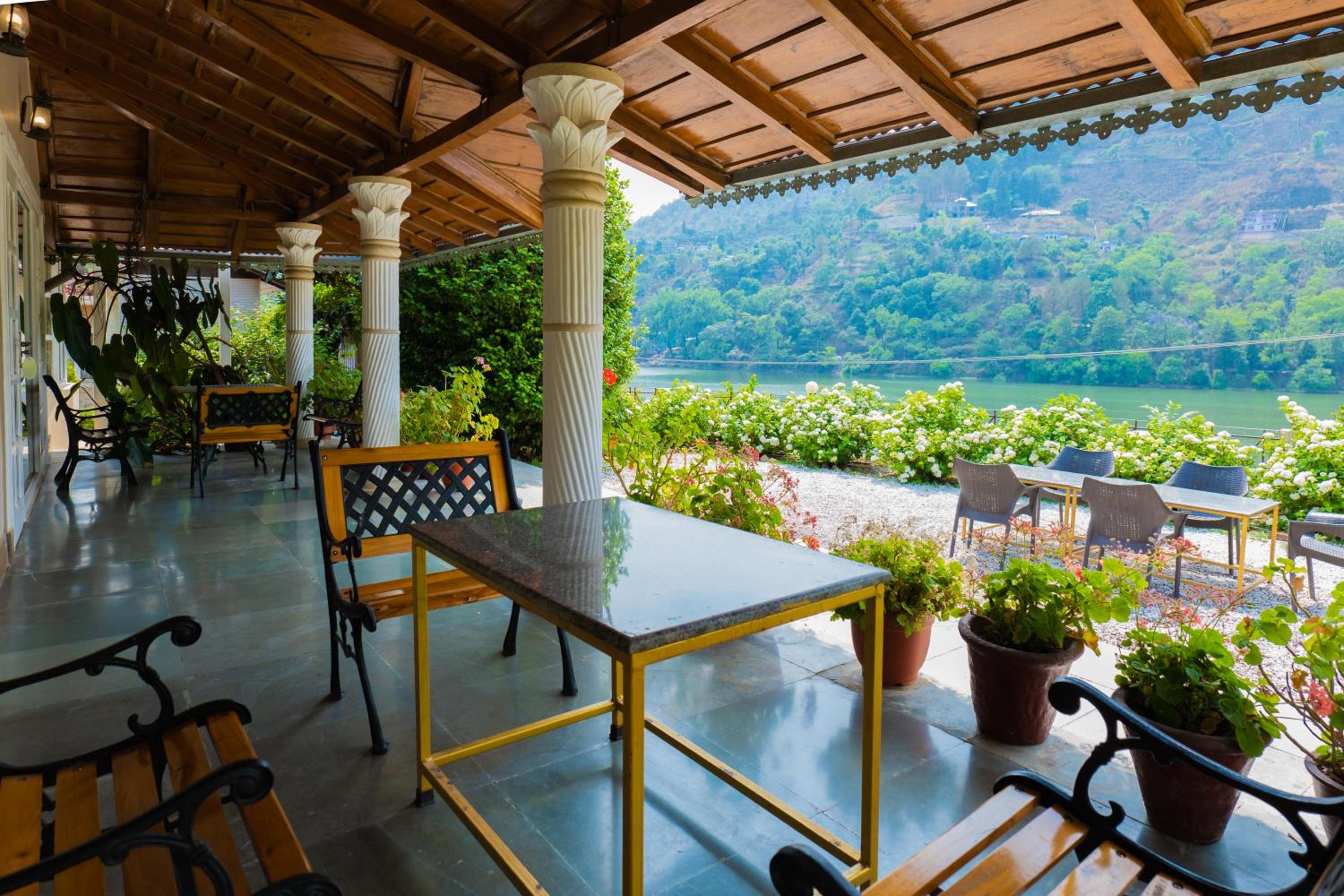 Neelesh Inn - Luxury Lake View Resort with Swimming Pool on Bhimtal Lake