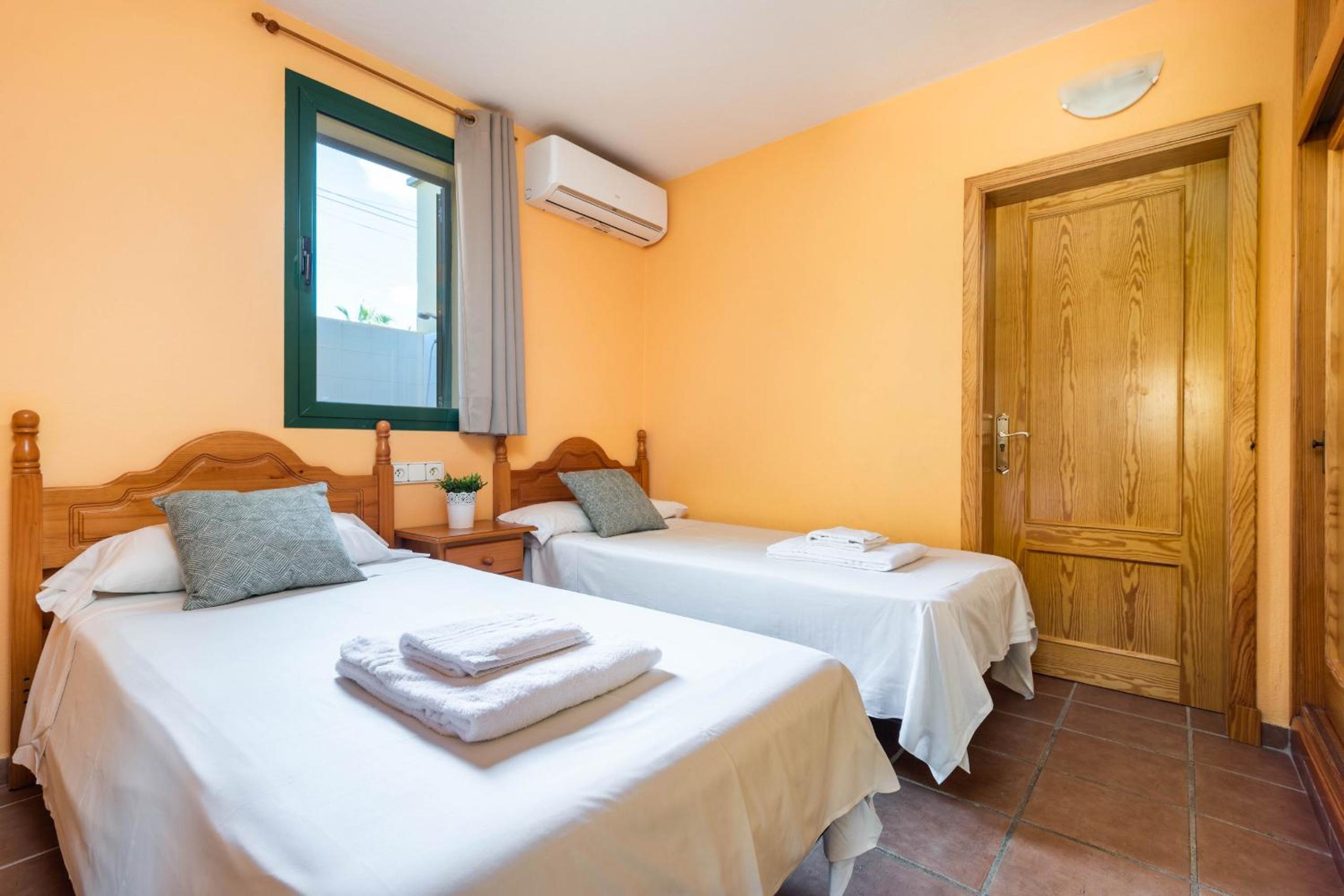 Apartamentos Punta Prima by Escape Home