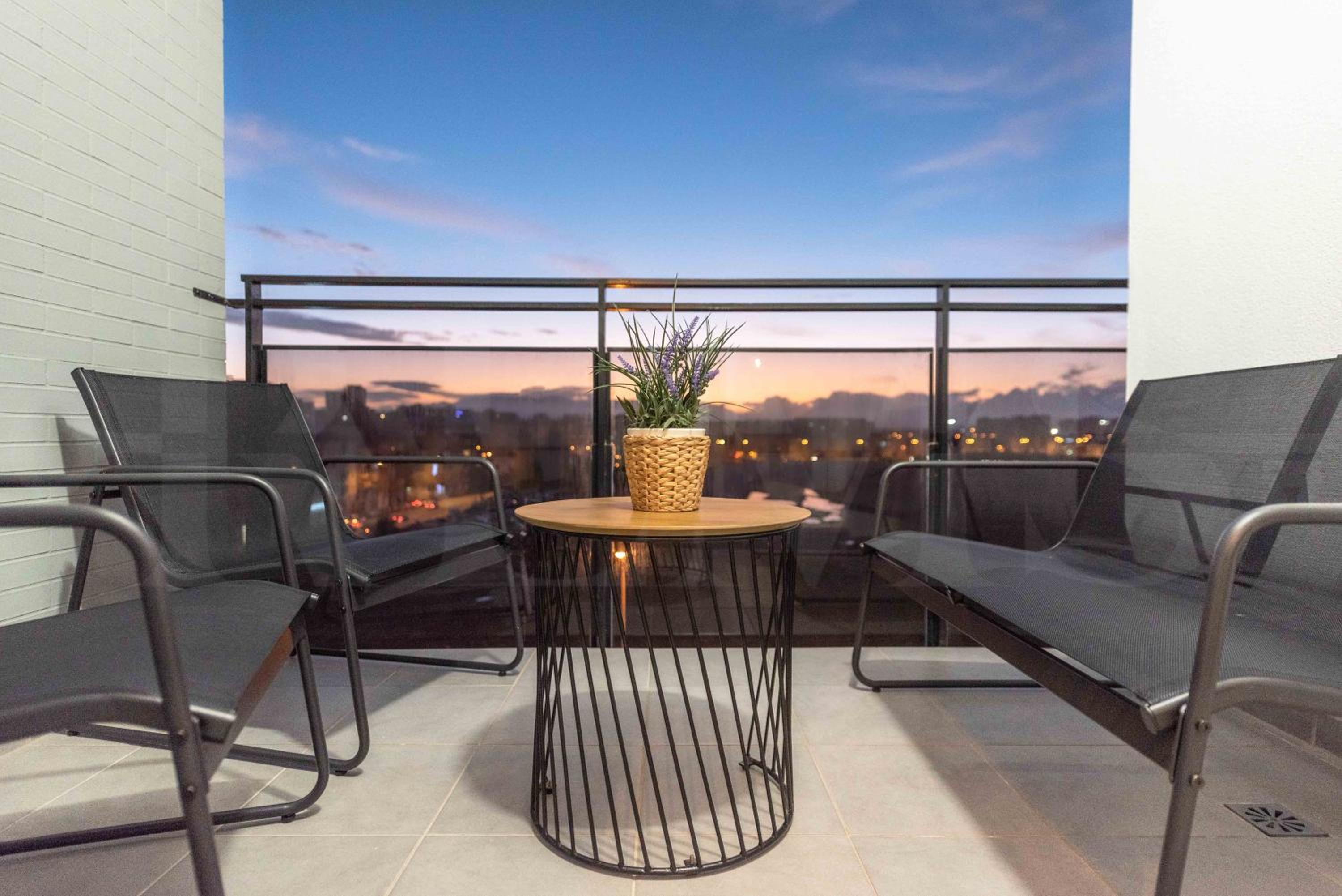 balance & terrace