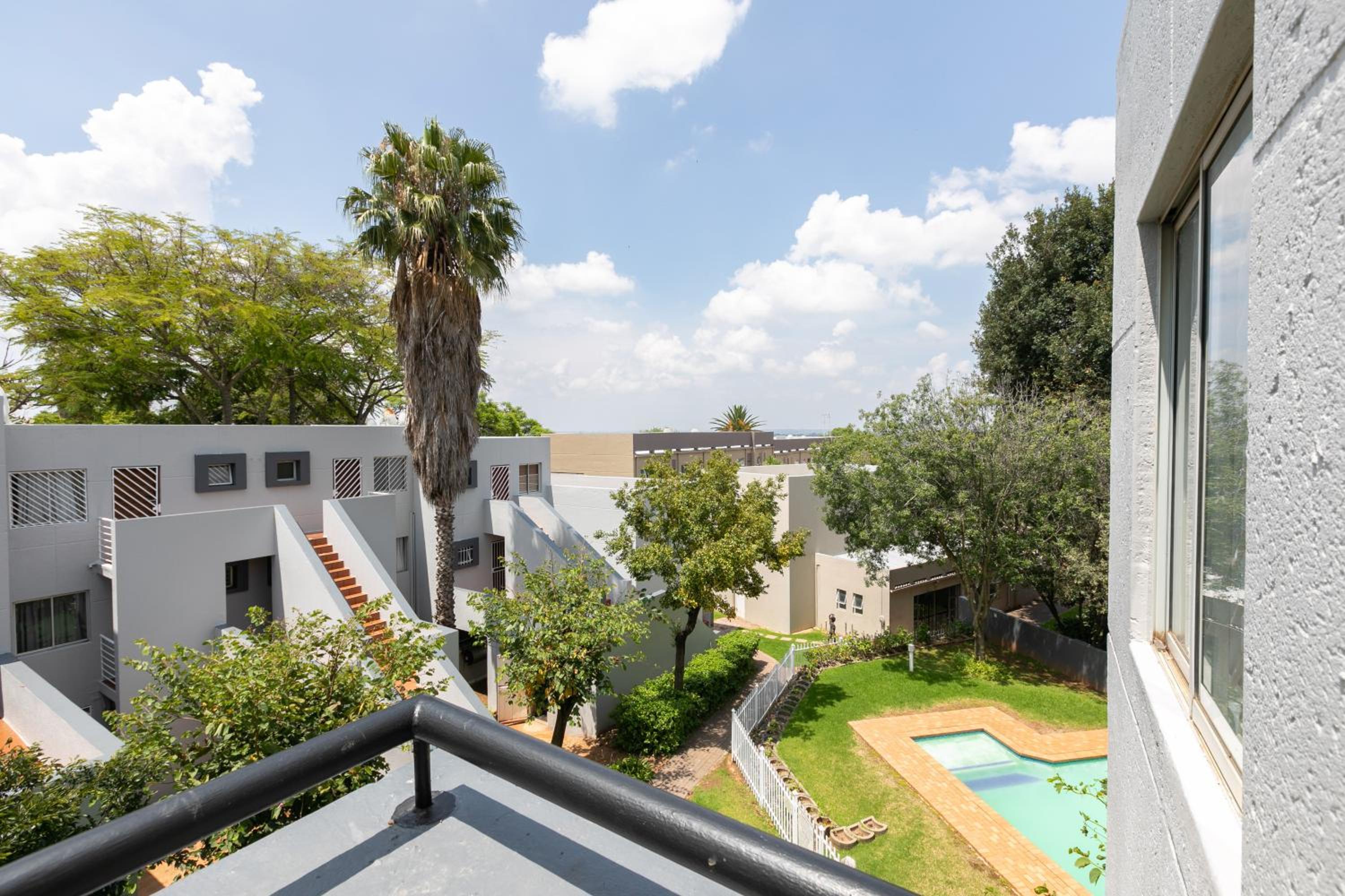Johannesburg Vacations - Radstays - 43 Madison Palms - Property Image 6