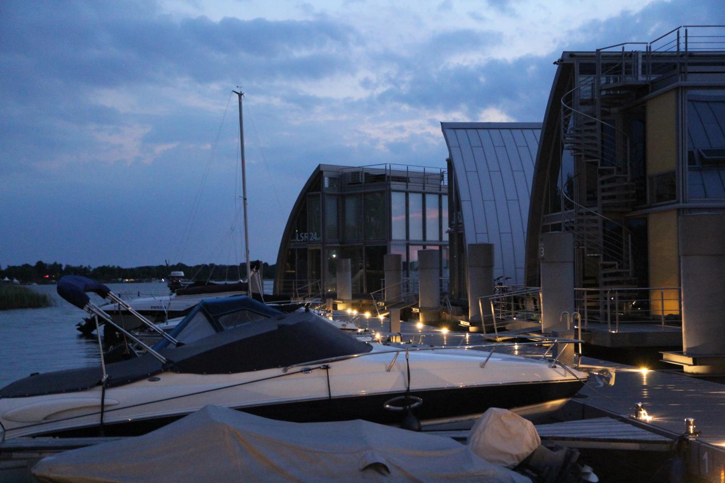 schwimmendes Ferienhaus Sky