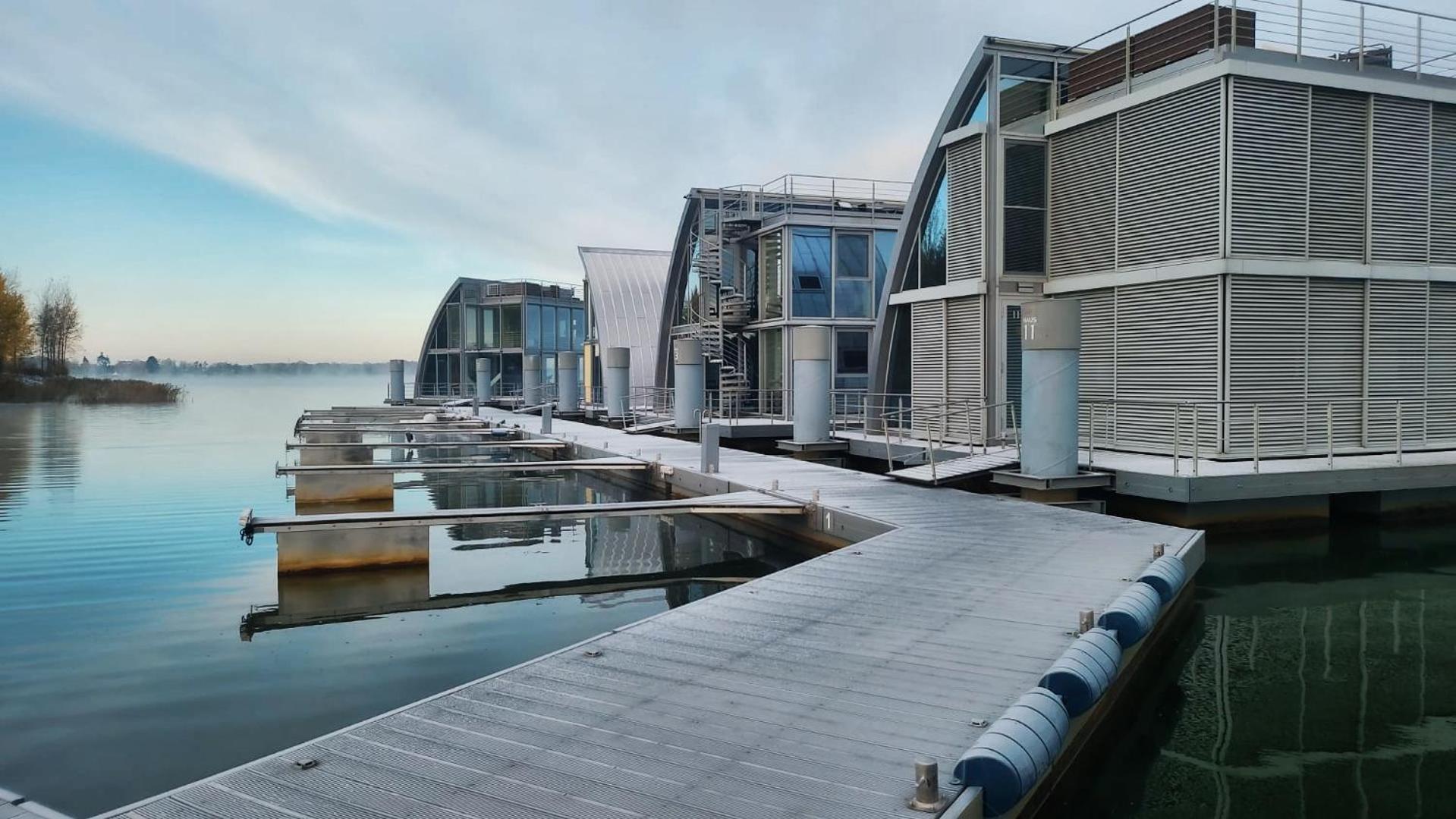 schwimmendes Ferienhaus Sky