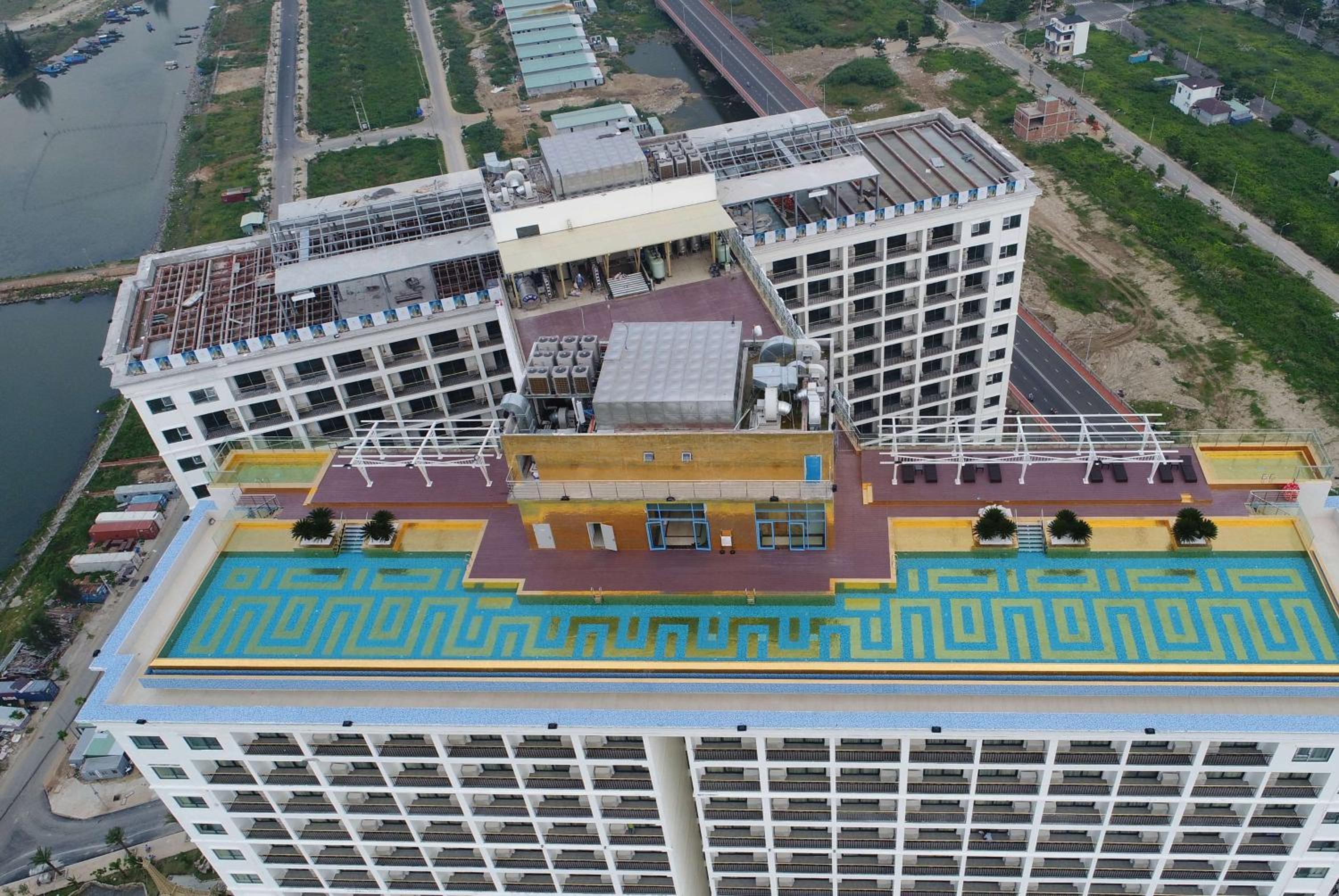 Wyndham Danang Golden Bay 17