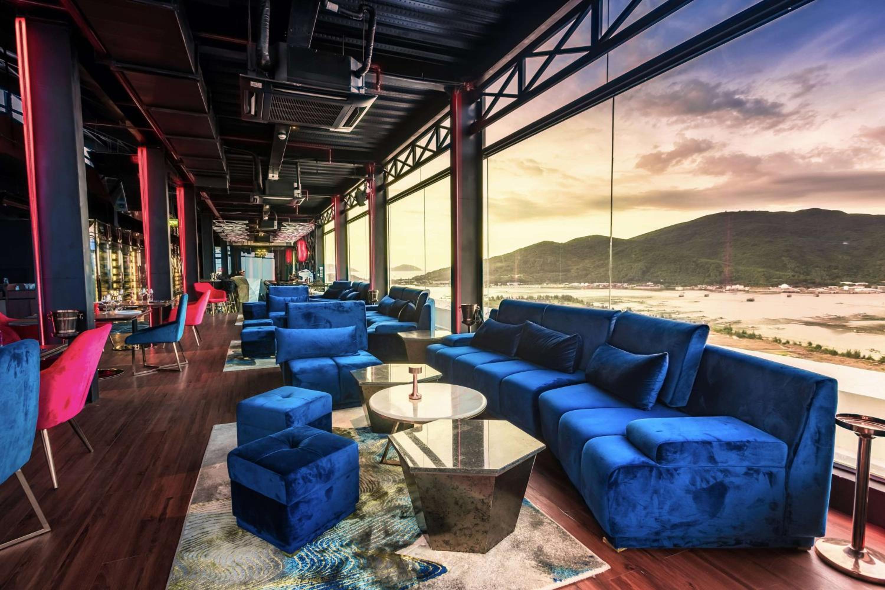 Wyndham Danang Golden Bay 3