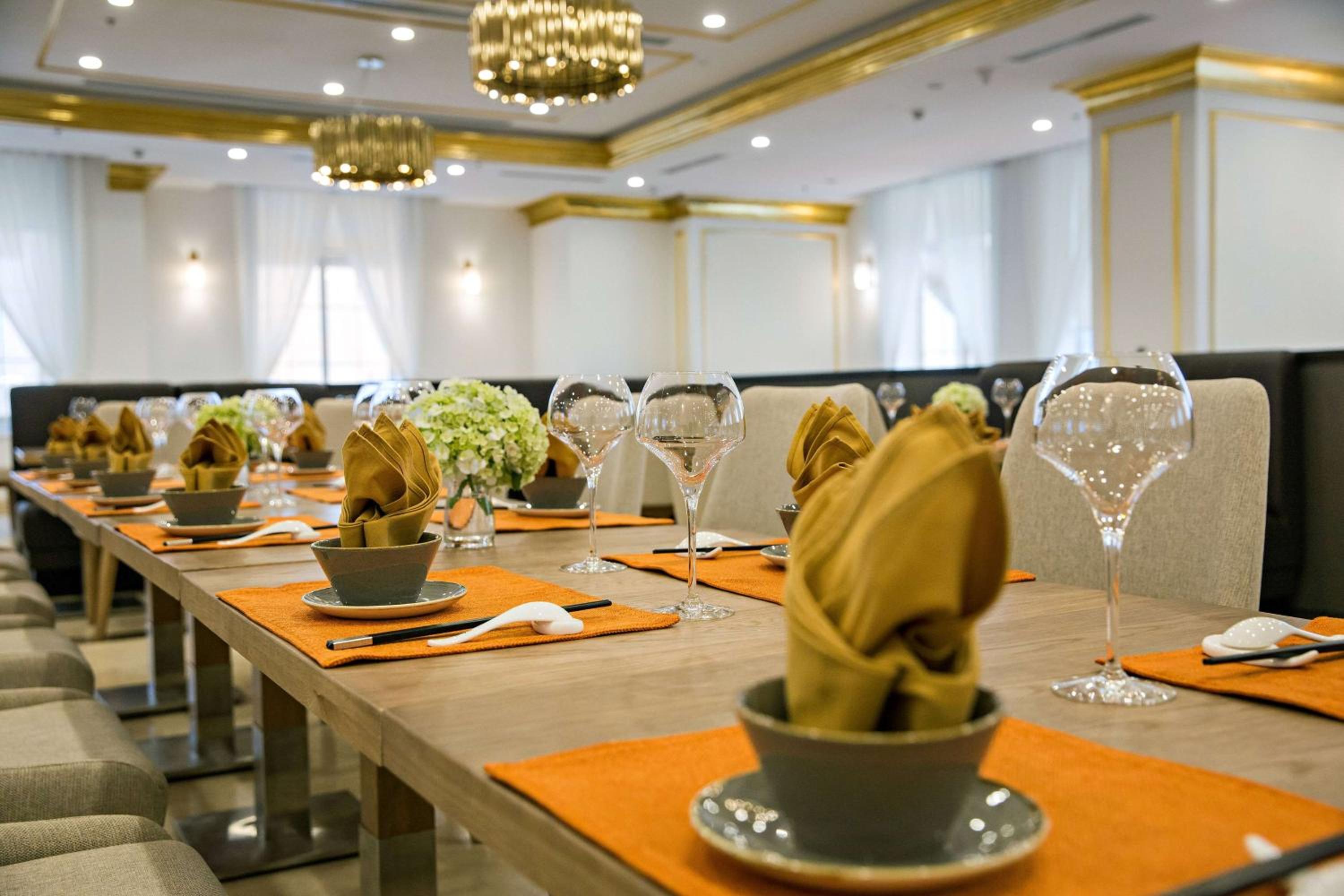 Wyndham Danang Golden Bay 110