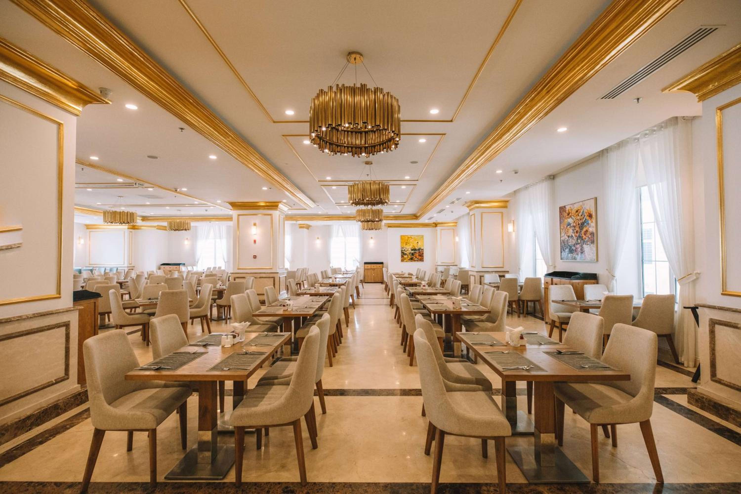 Wyndham Danang Golden Bay 115