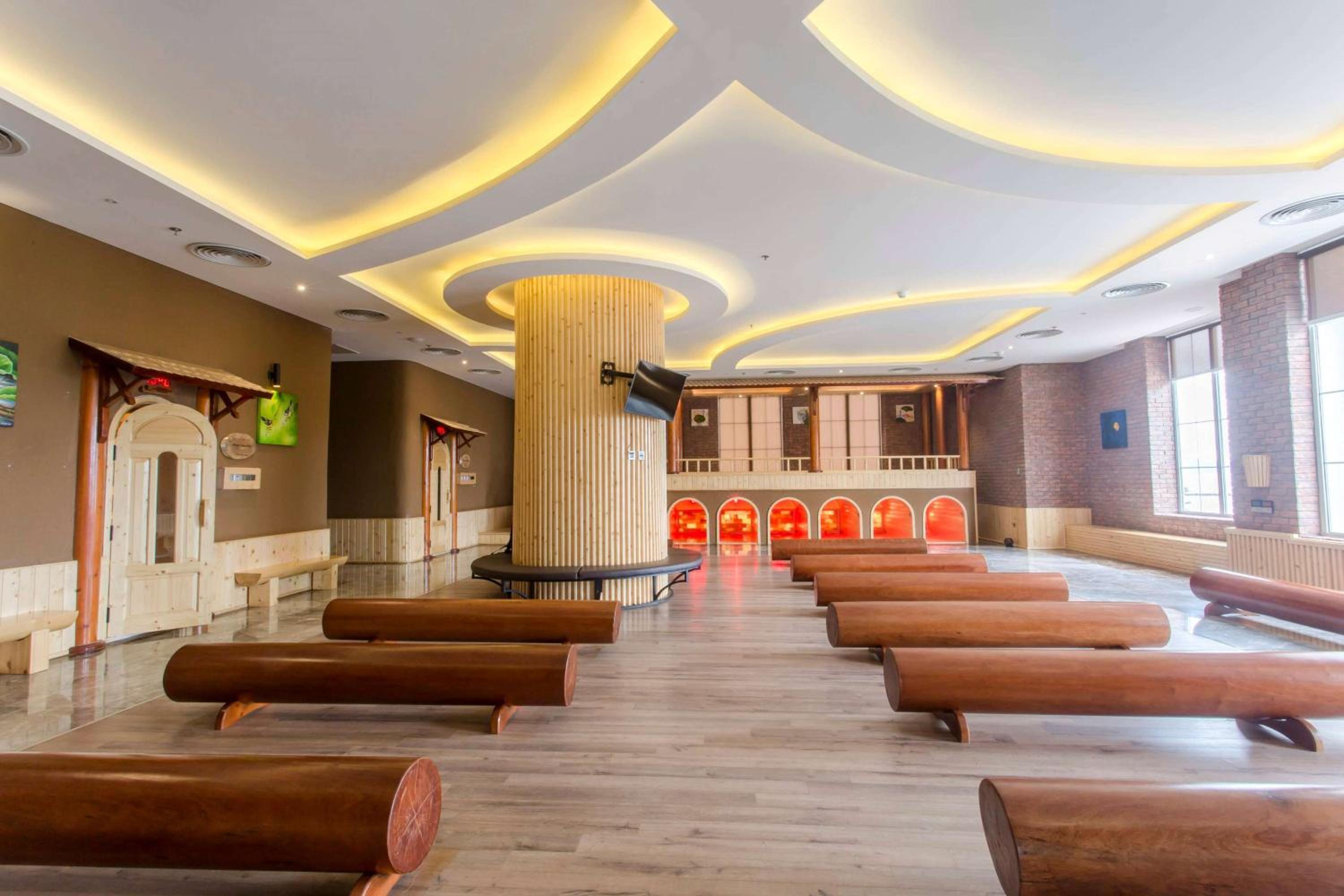 Wyndham Danang Golden Bay 29
