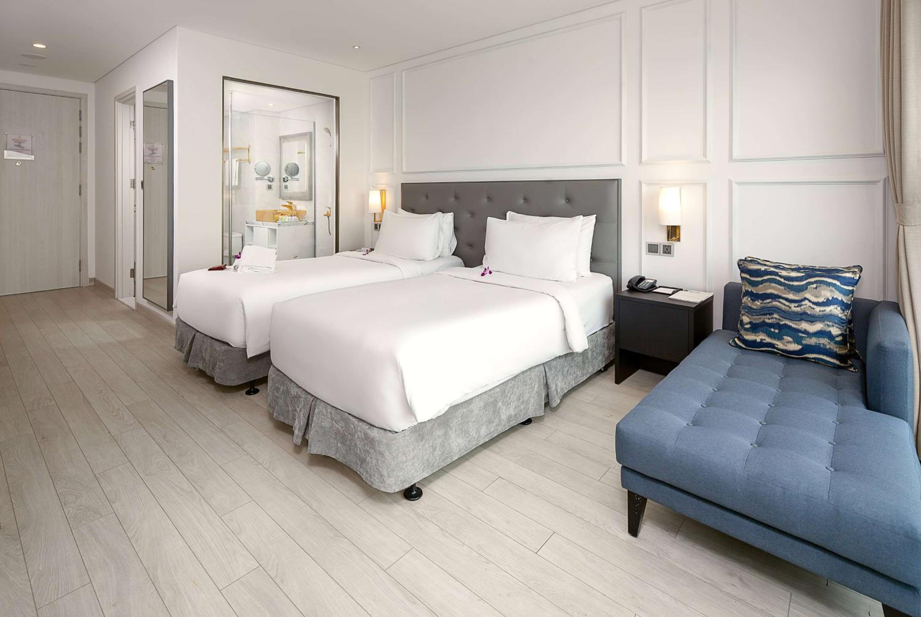 Wyndham Danang Golden Bay 39
