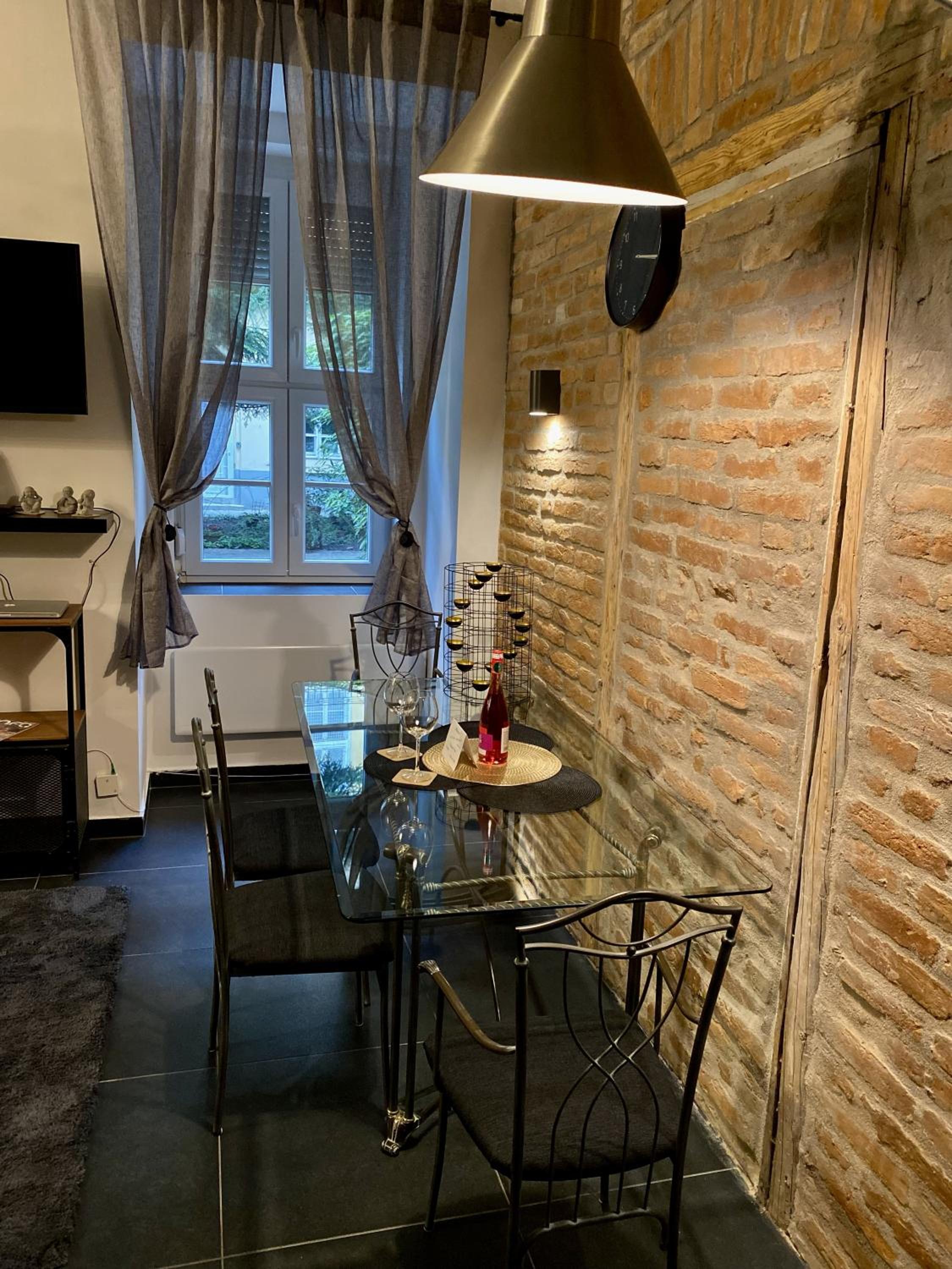 Kiraly street , Stylish Apartment view 5