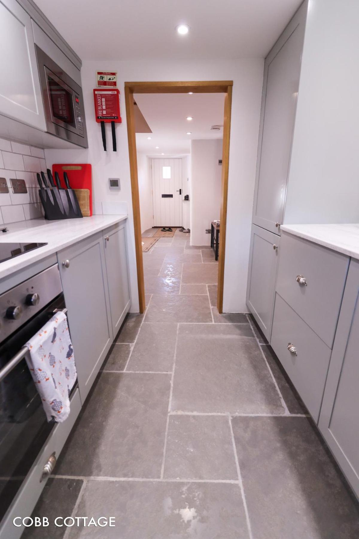 Cobb Cottage - HiddenDevon