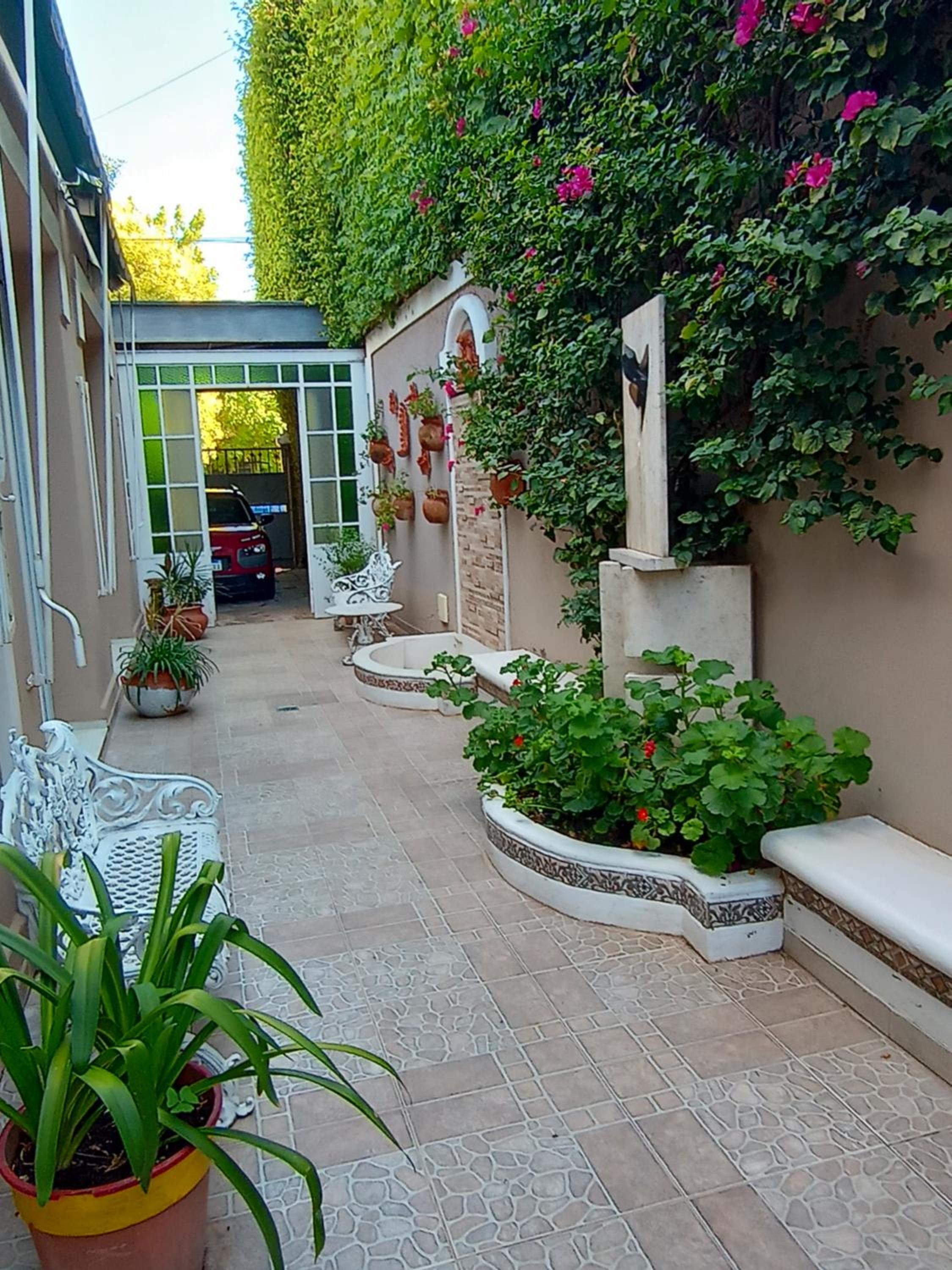 Casa Colonial, Depto con Jardín Privado, Centro Histórico Salta