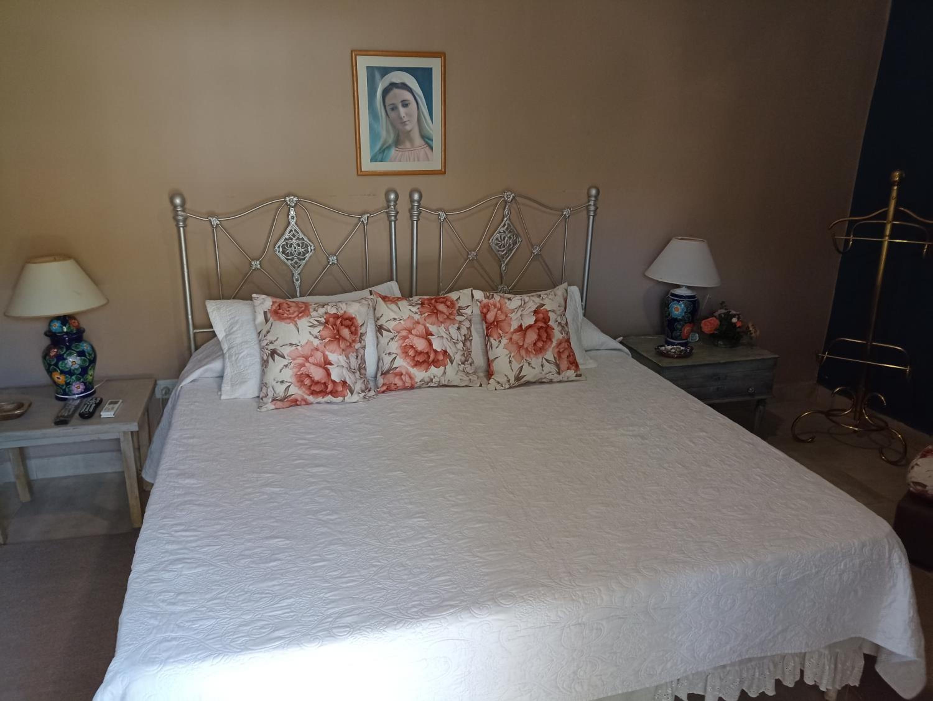 Casa Colonial, Depto con Jardín Privado, Centro Histórico Salta