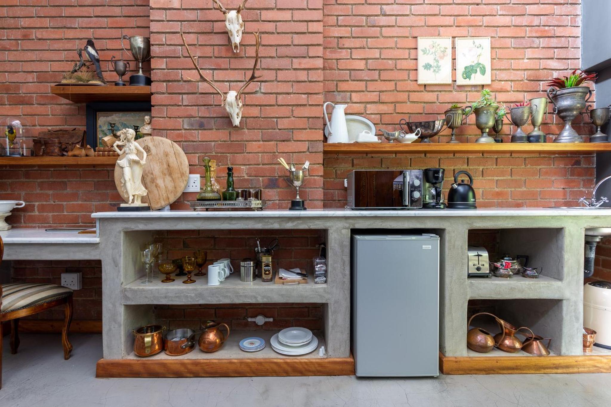 Festina Lente Guesthouse
