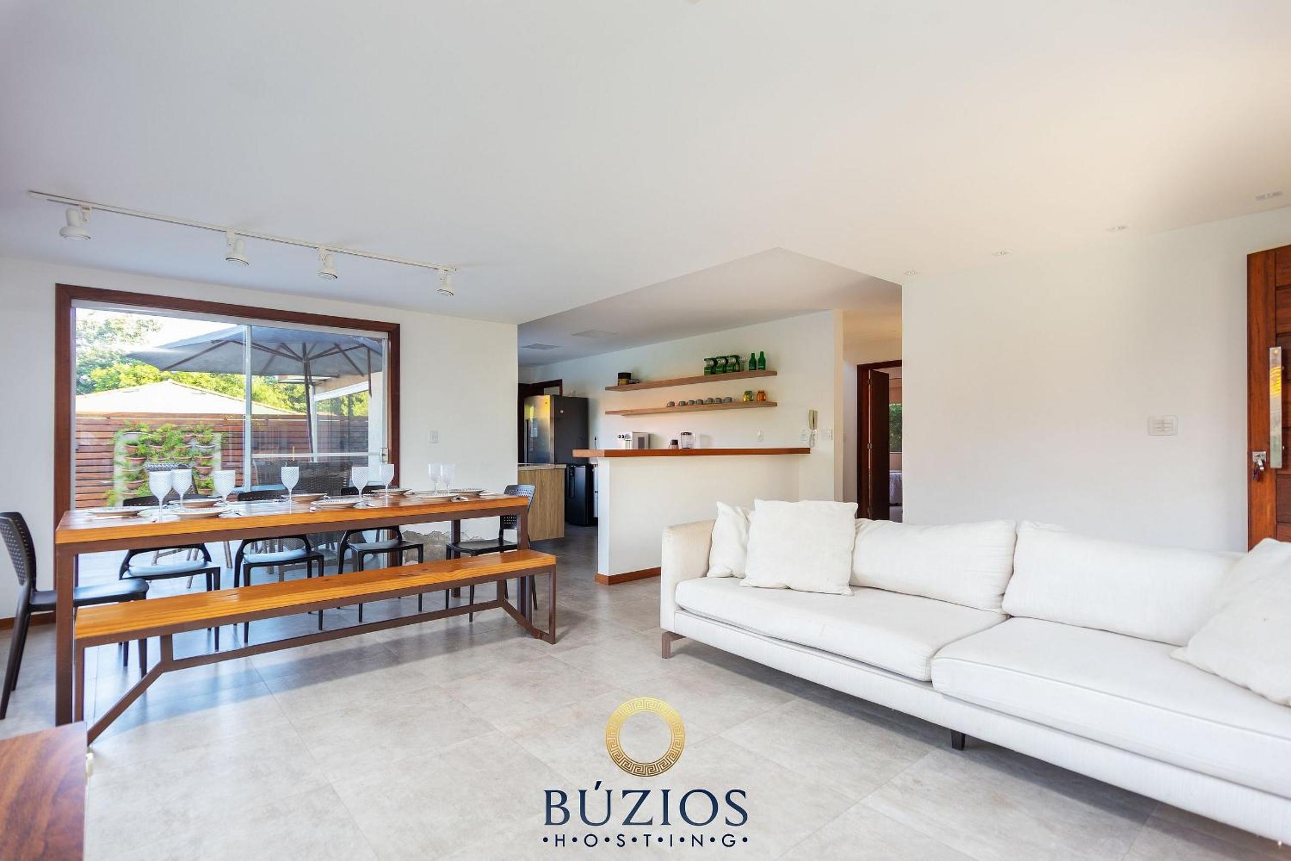 Bz01 House with private pool 150m from the beach