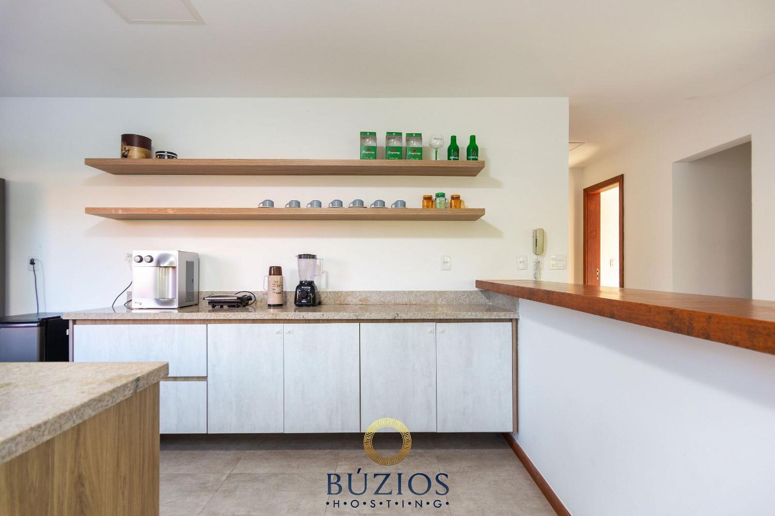 Bz01 House with private pool 150m from the beach