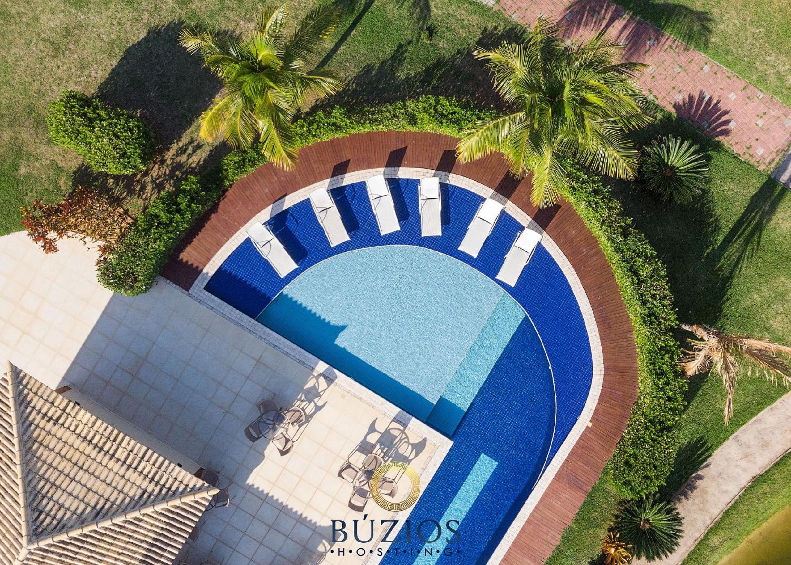 Bz01 House with private pool 150m from the beach