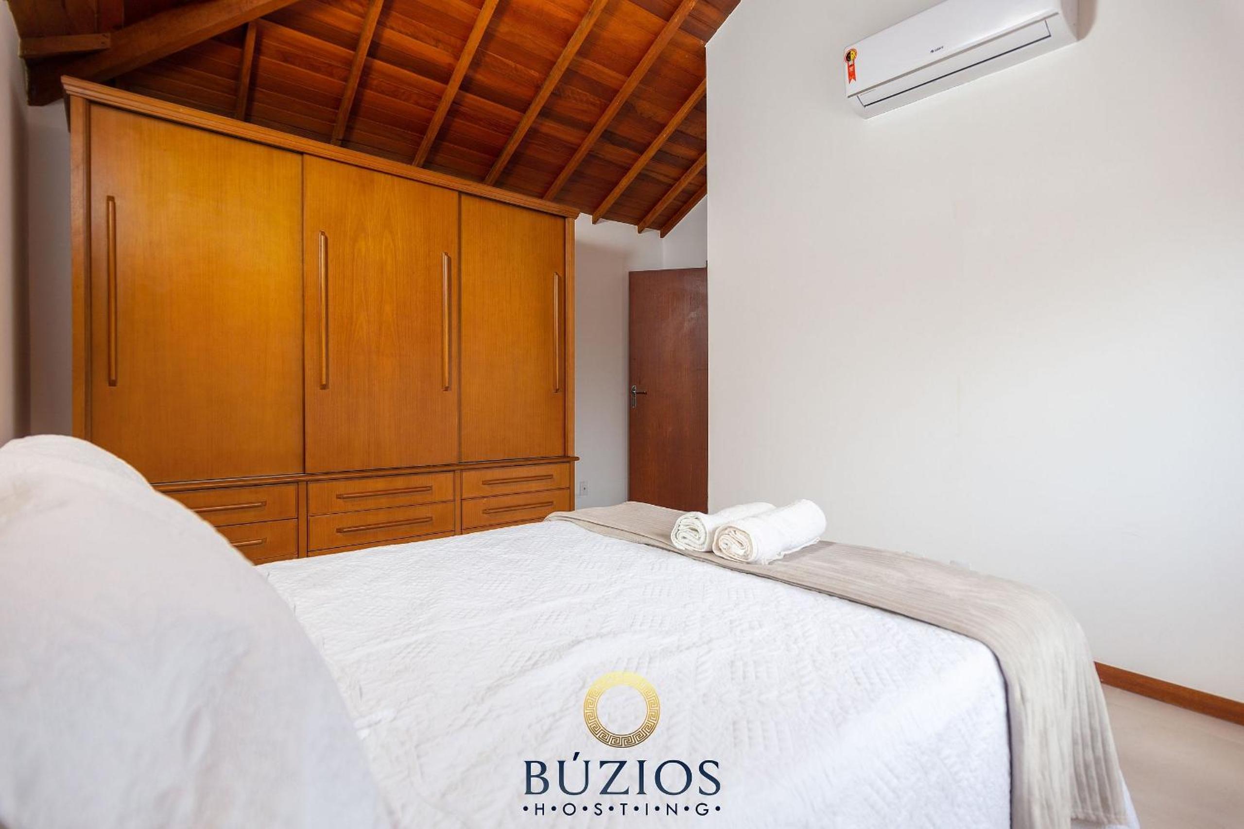 Bz01 House with private pool 150m from the beach